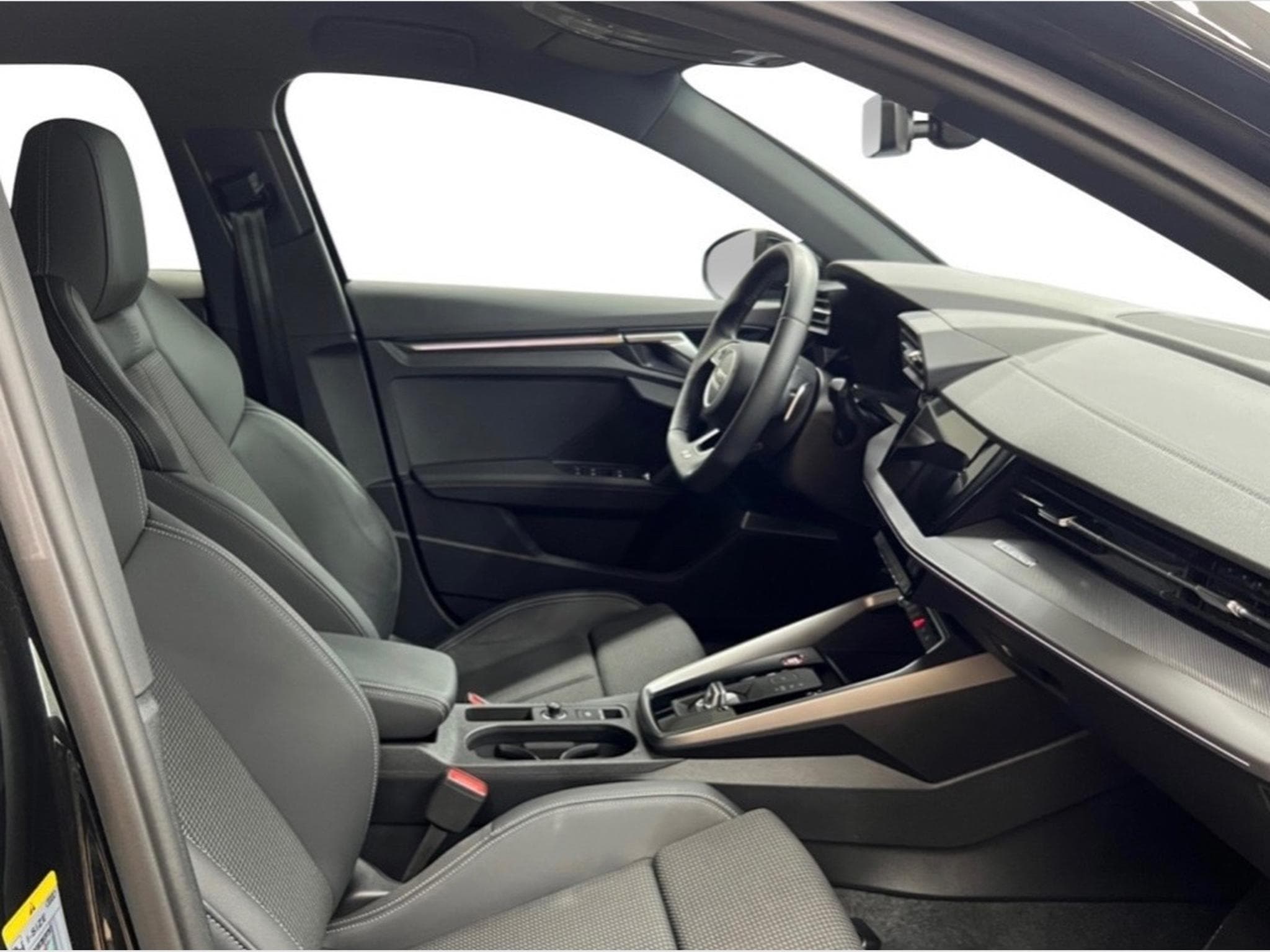 Audi S3 Sportback TFSI S tronic S line Mythos (2024) - Foto 5
