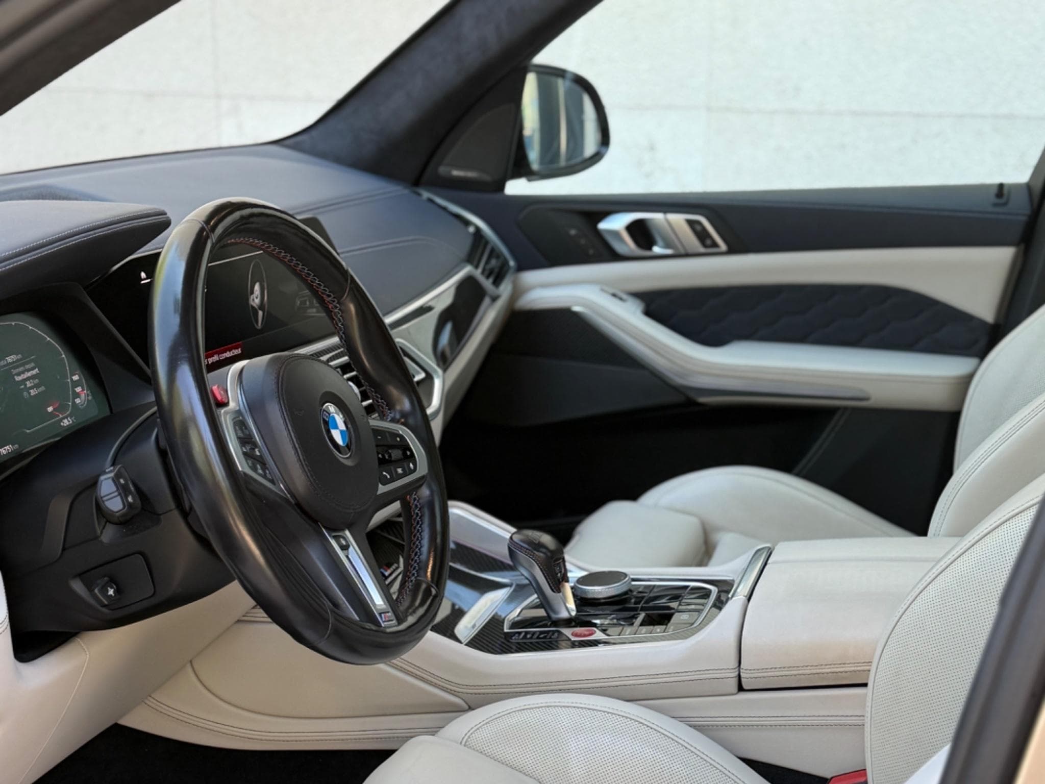 BMW X5M Compétition (2021) - Photo 3