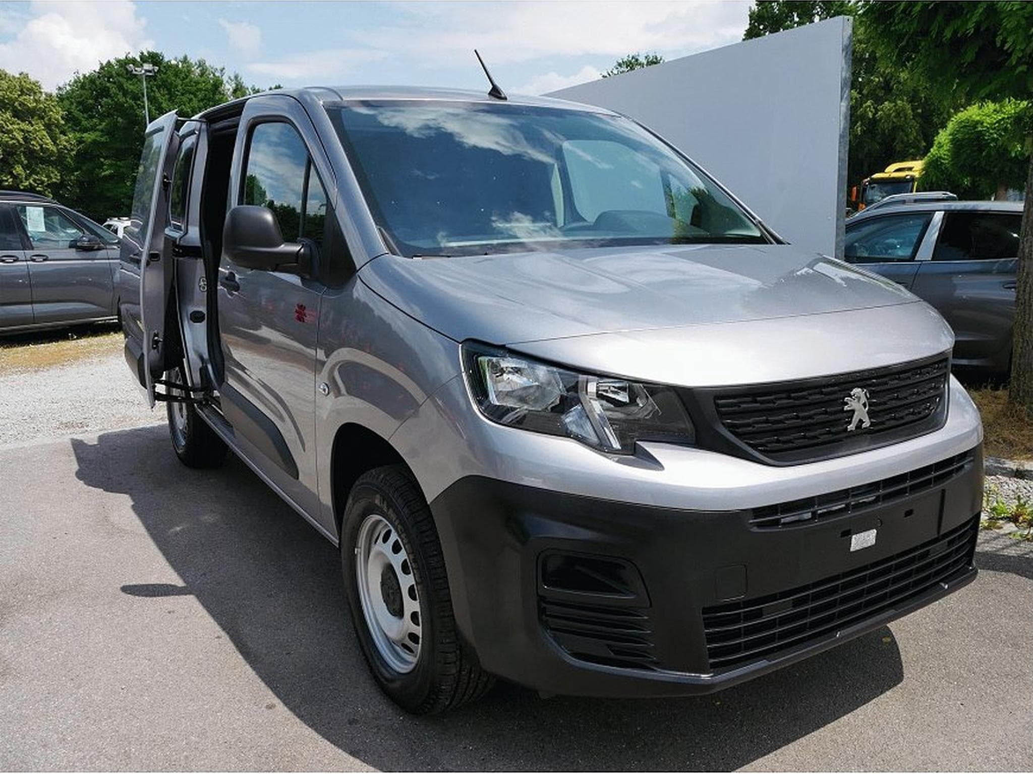 Peugeot Partner (2026) - Photo 15