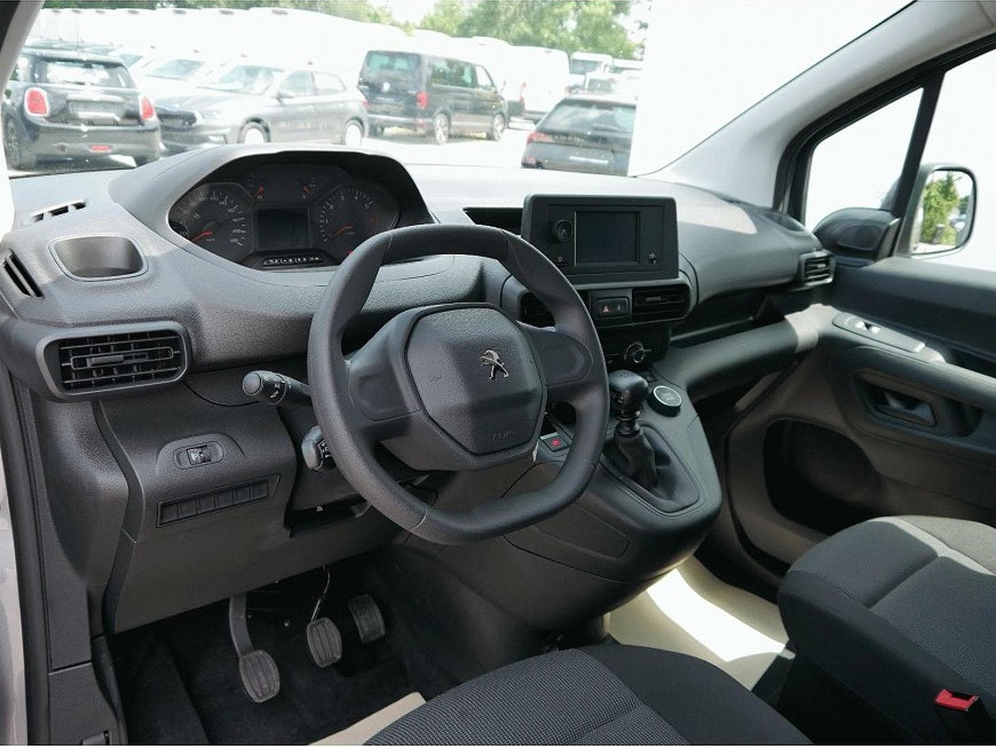 Peugeot Partner (2026) - Photo 9