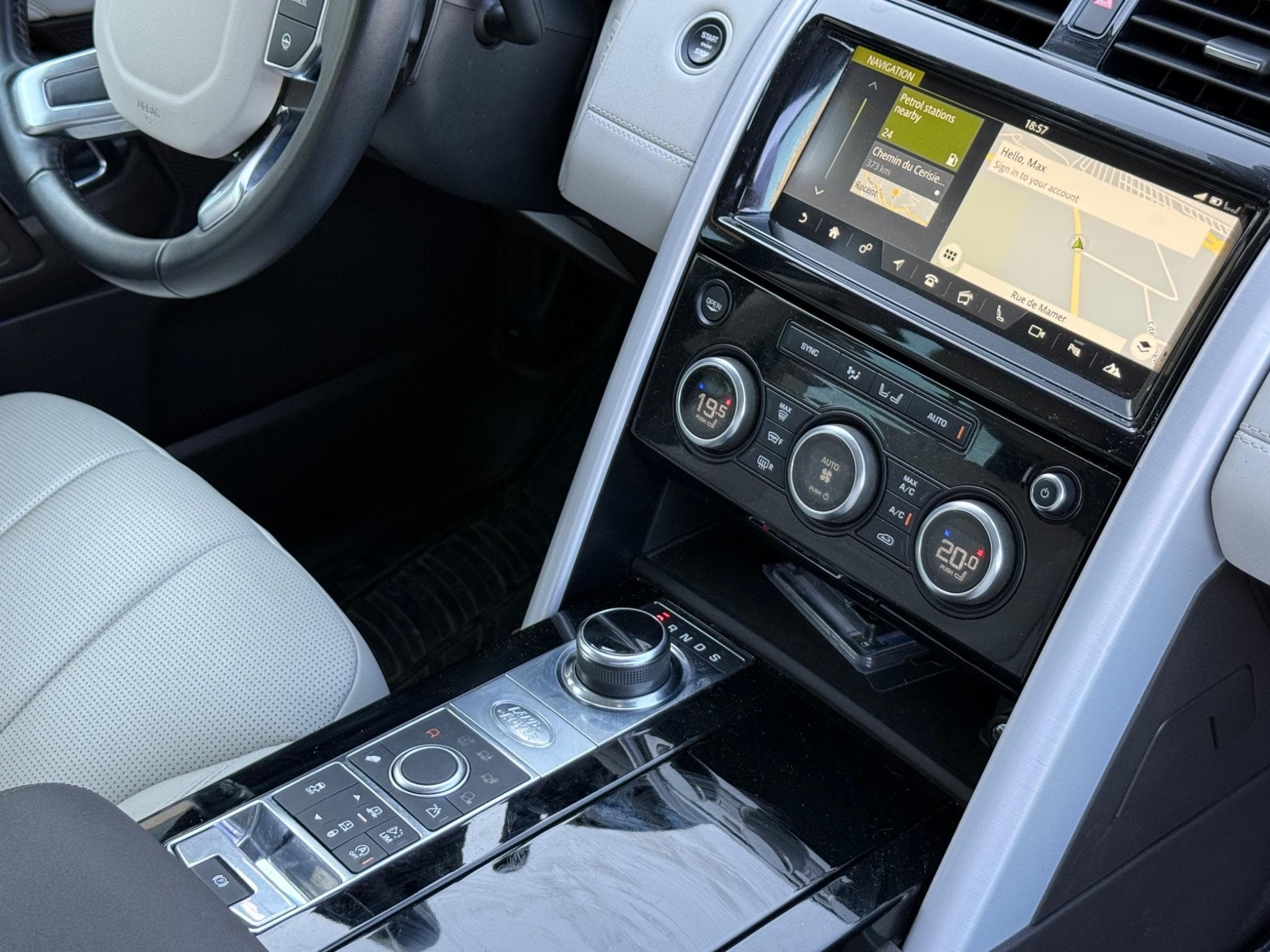 Land-Rover Discovery 3.0 Td6 HSE (2018) - Foto 7