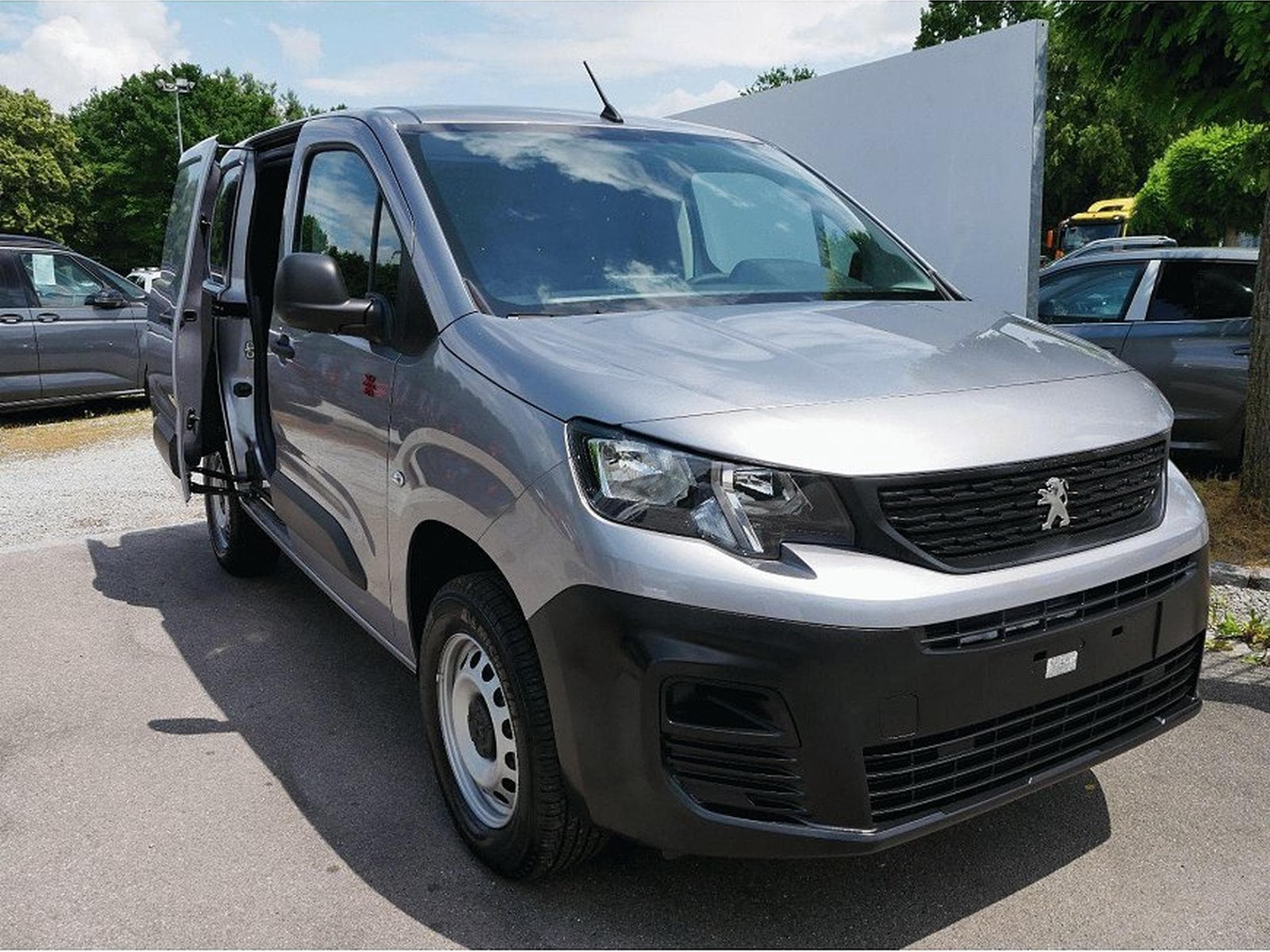 Peugeot Partner (2026) - Photo 14
