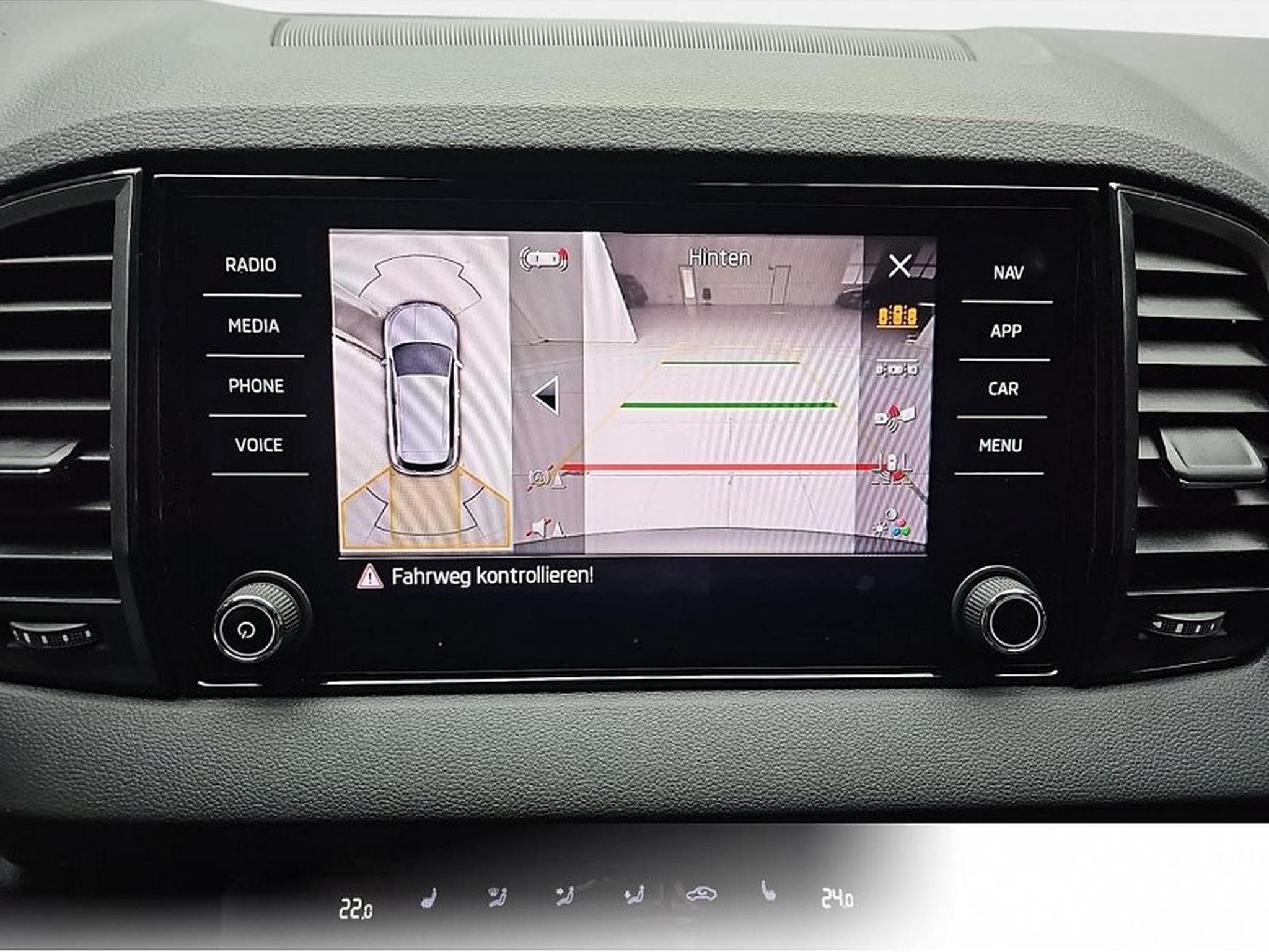 Skoda Karoq (2026) - Foto 9