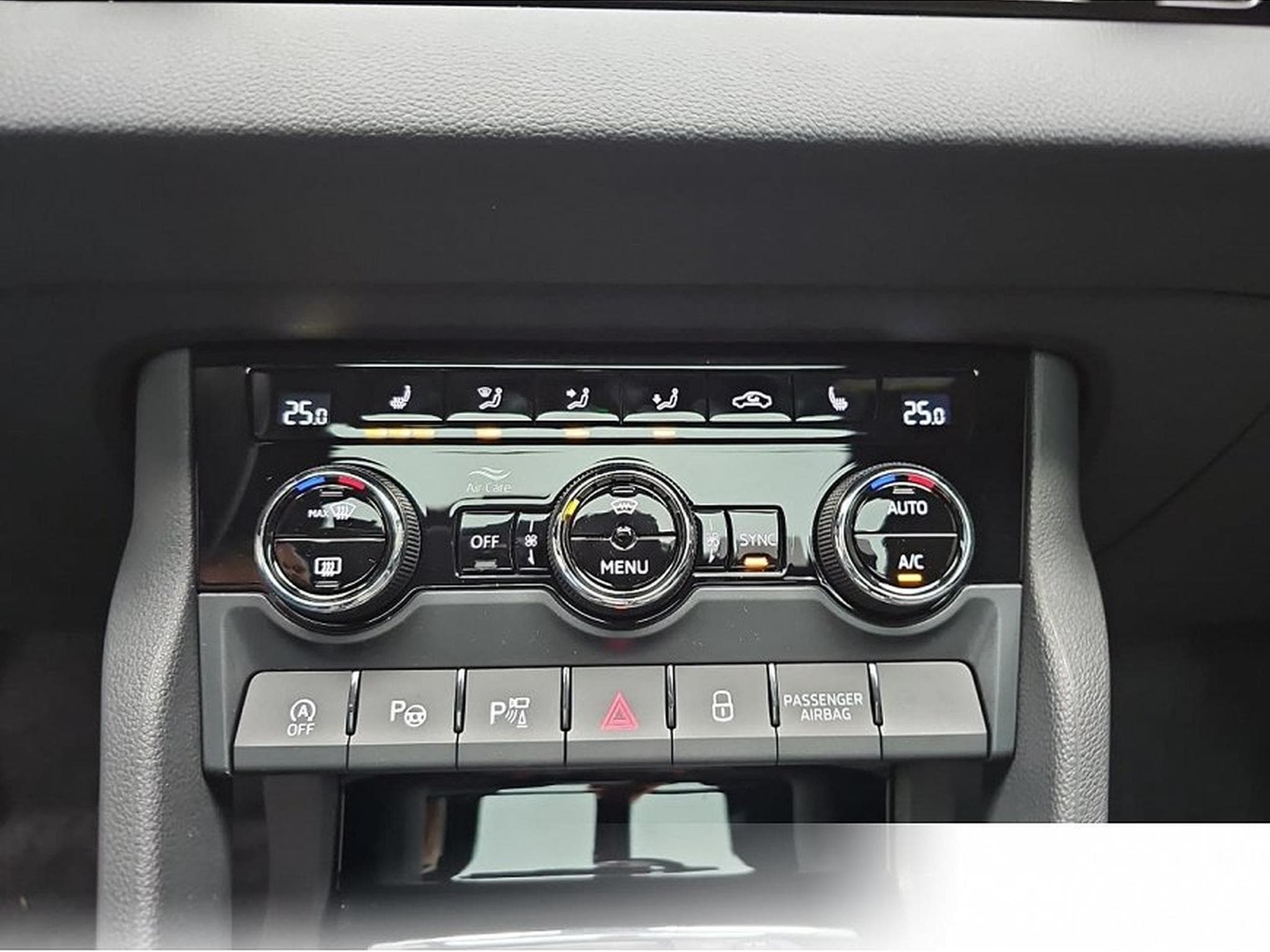 Skoda Karoq (2026) - Foto 10