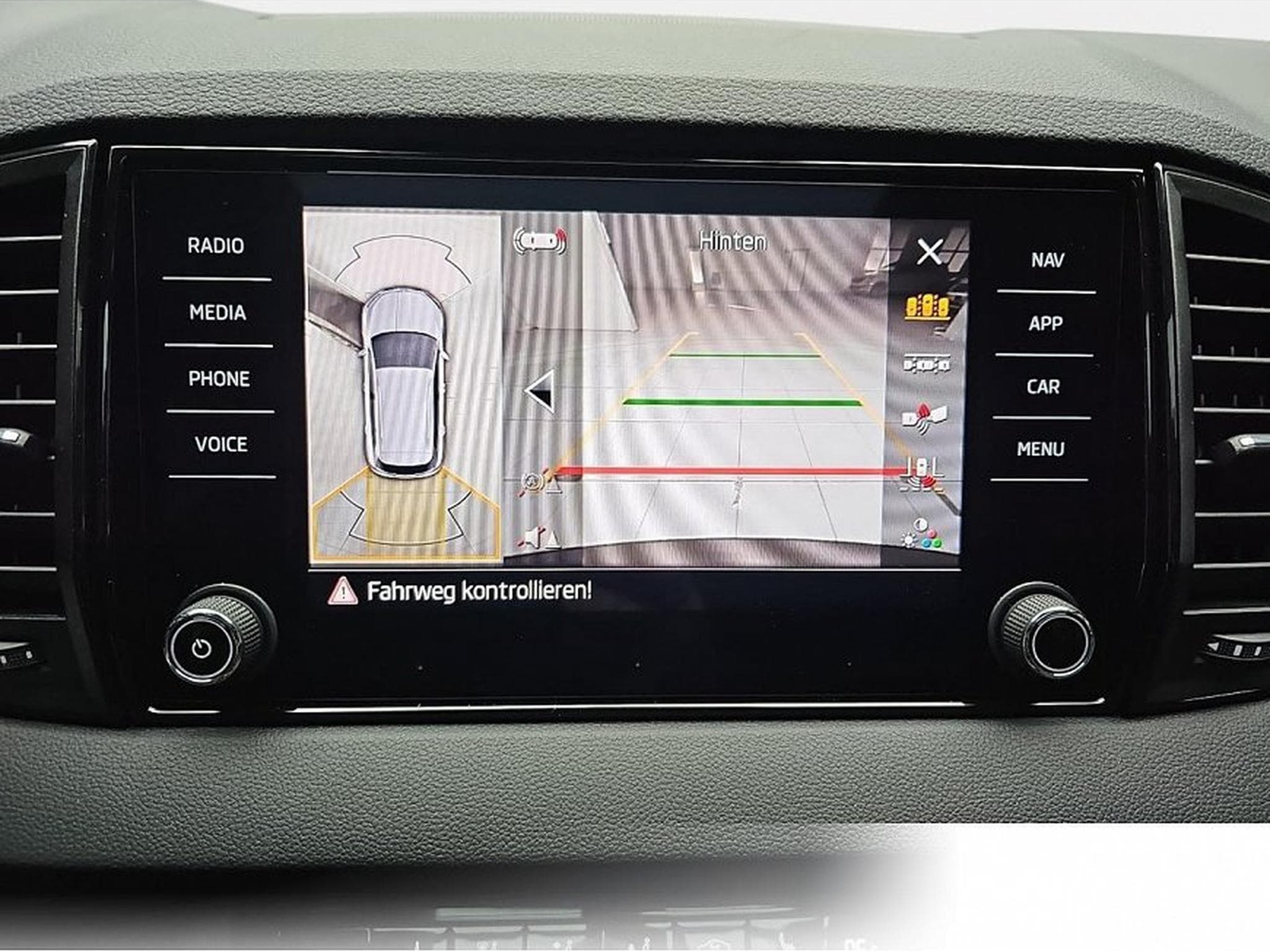 Skoda Karoq (2026) - Foto 9