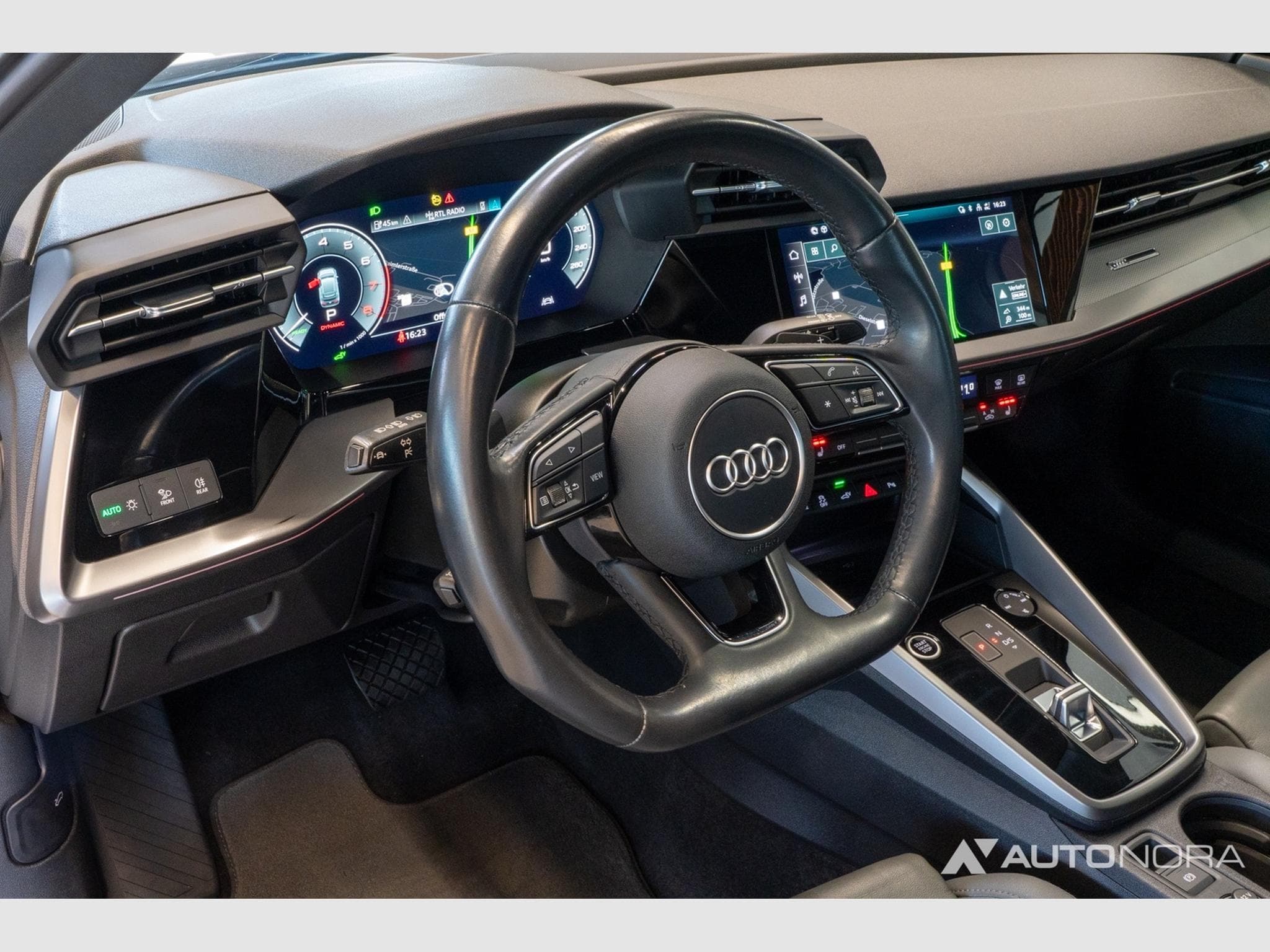 Audi A3 45 TFSIe Sportback S line (2023) - Photo 13