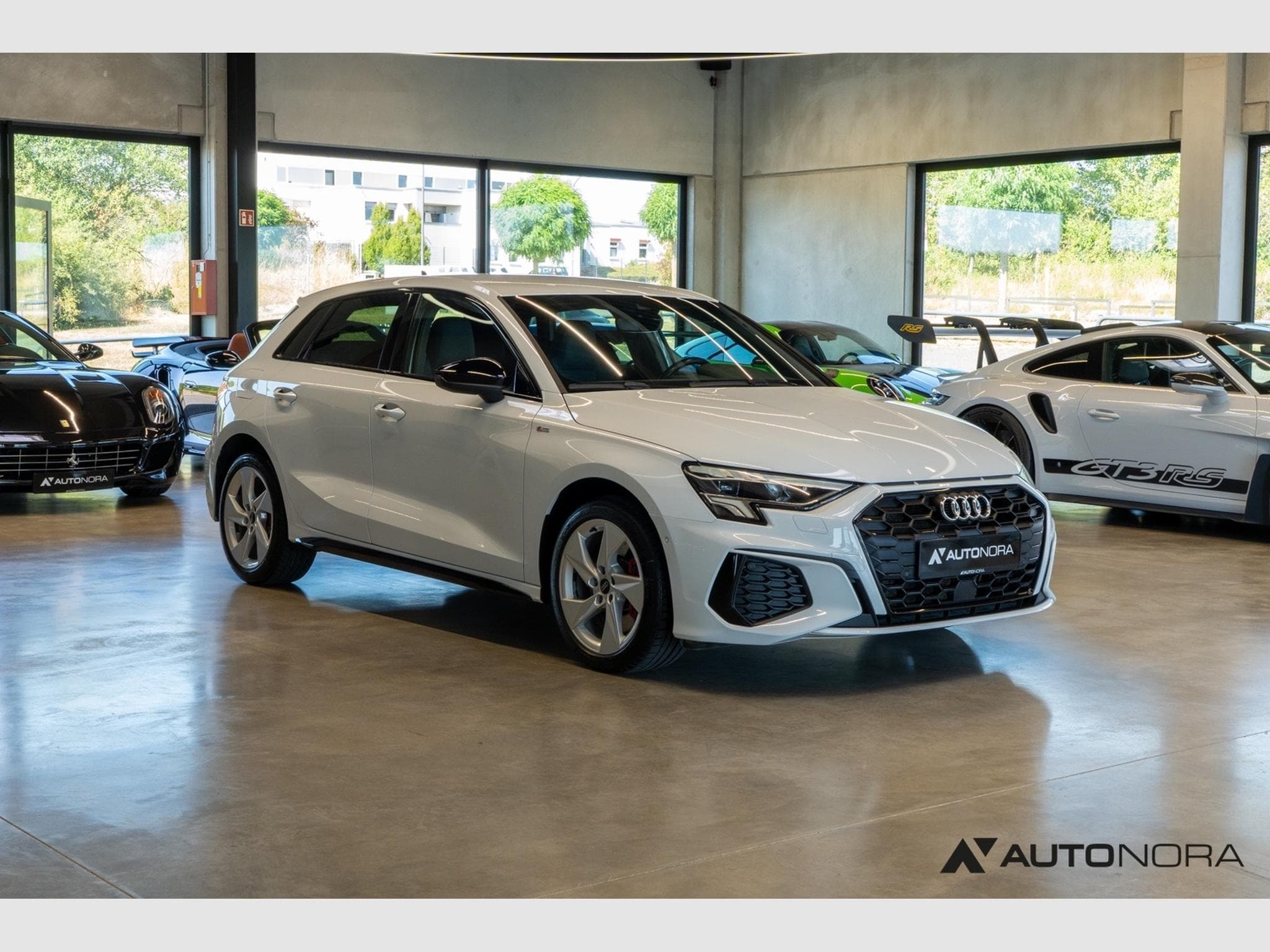 Audi A3 45 TFSIe Sportback S line (2023) - Photo 3
