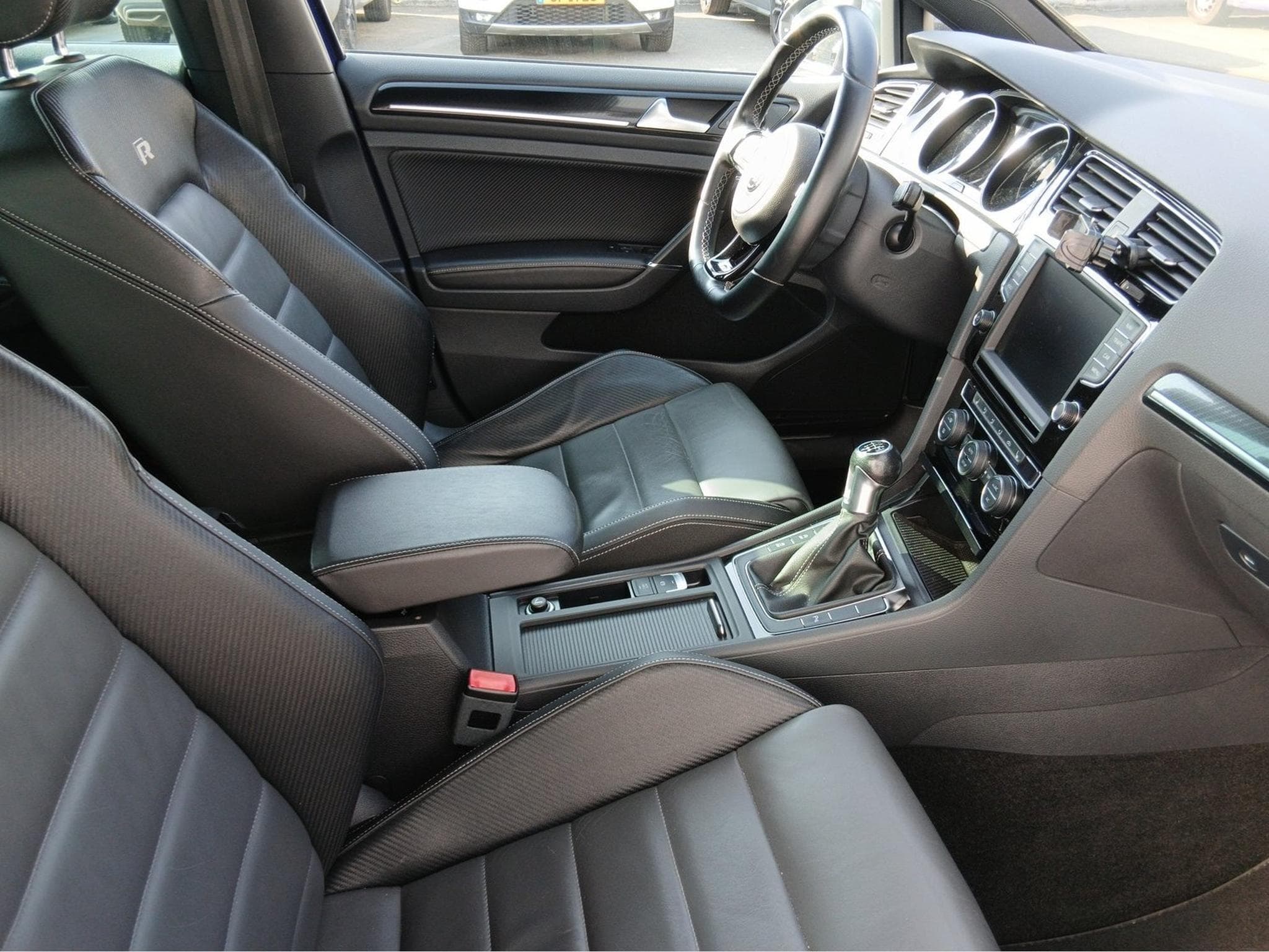 VW Golf VII R 2.0 TSI 4Motion 6-Gang (2014) - Photo 3