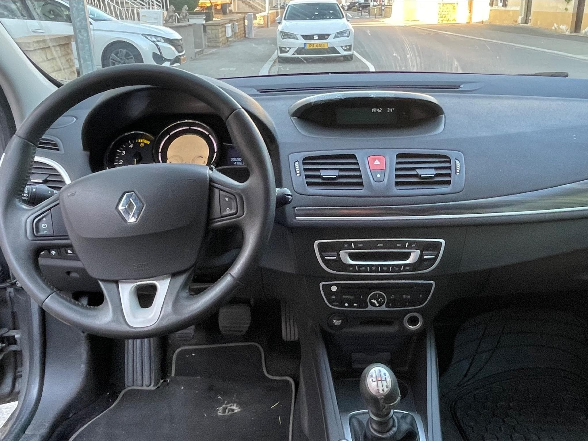 Renault Scenic dci diesel (2010) - Foto 3