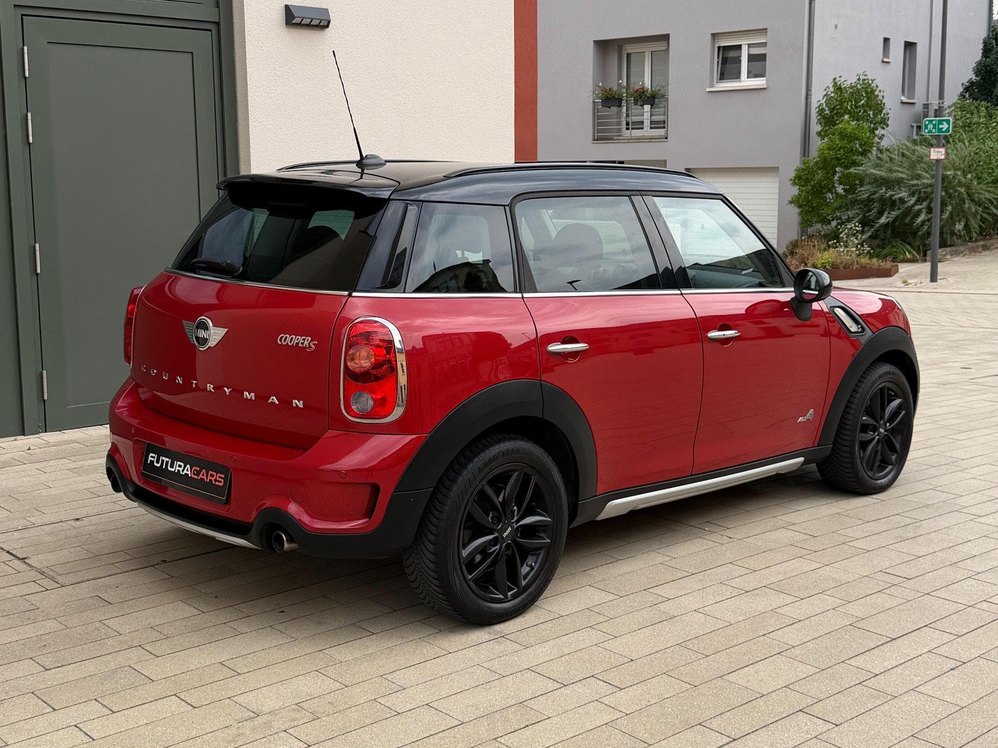 Mini Countryman Cooper S ALL4 (2015) - Photo 2