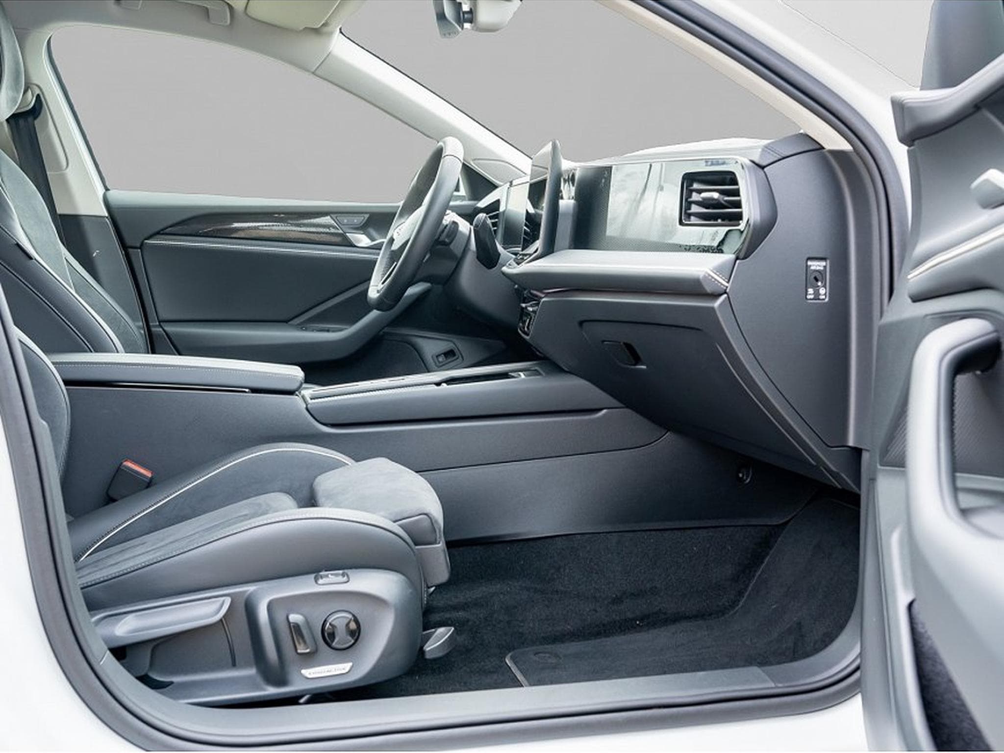 VW Passat (2025) - Photo 2