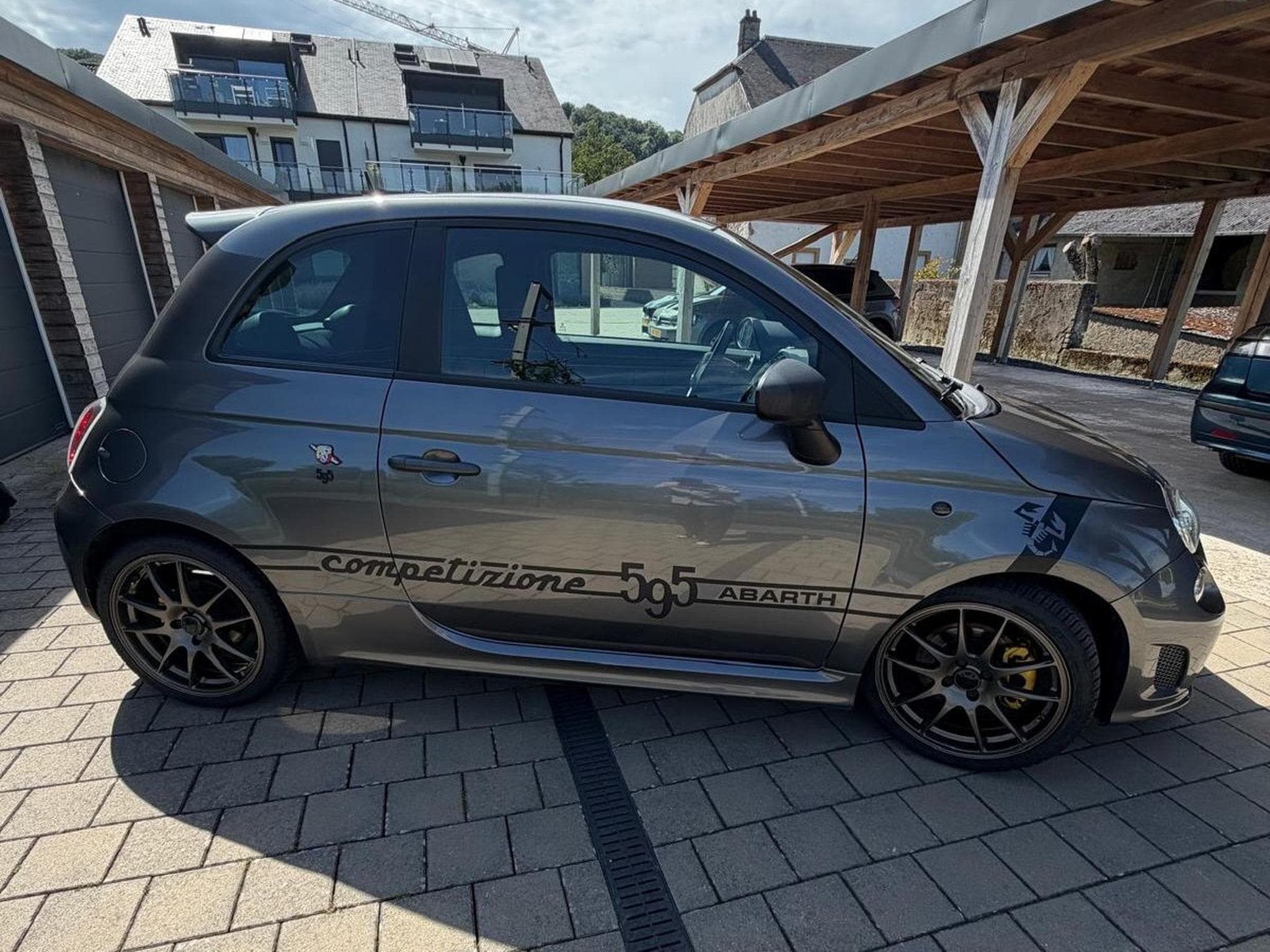 Abarth 595 Competitione (2014) - Photo 2