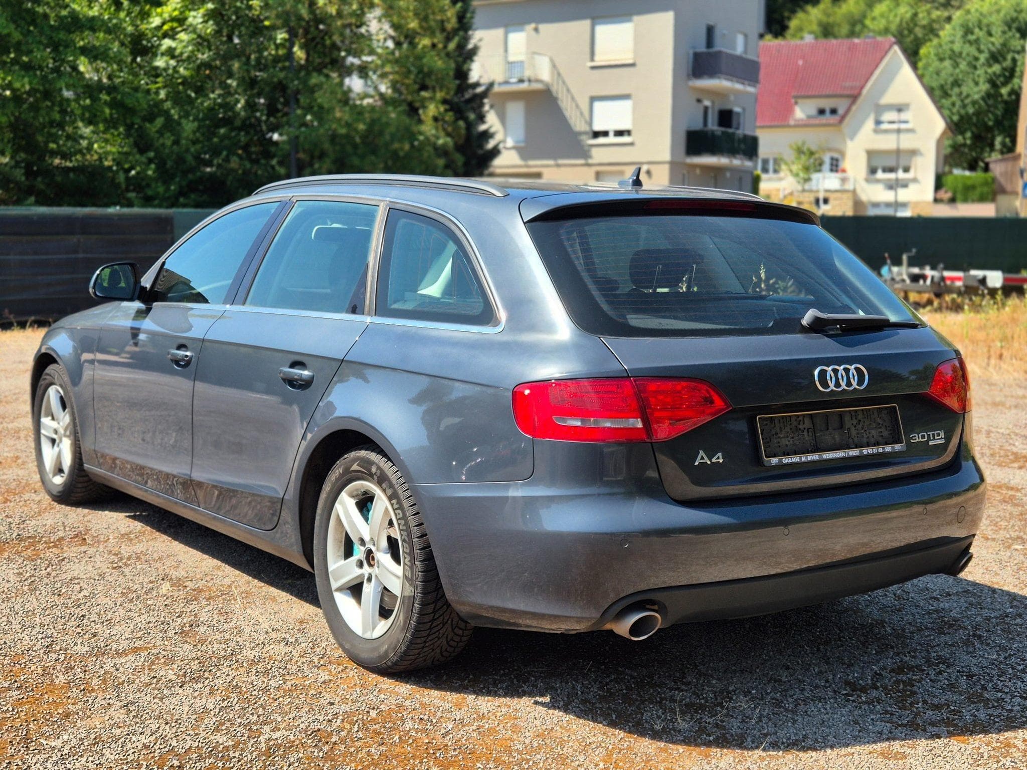 Audi A4 3.0 TDI 240 Quattro (2009) - Photo 2
