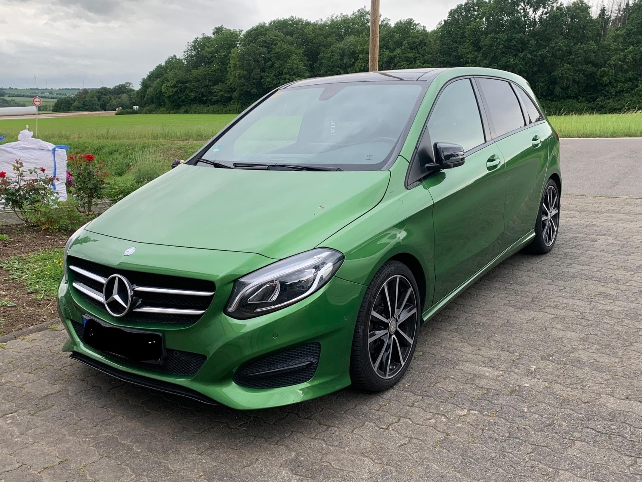Mercedes B 200 (2017) - Foto 1
