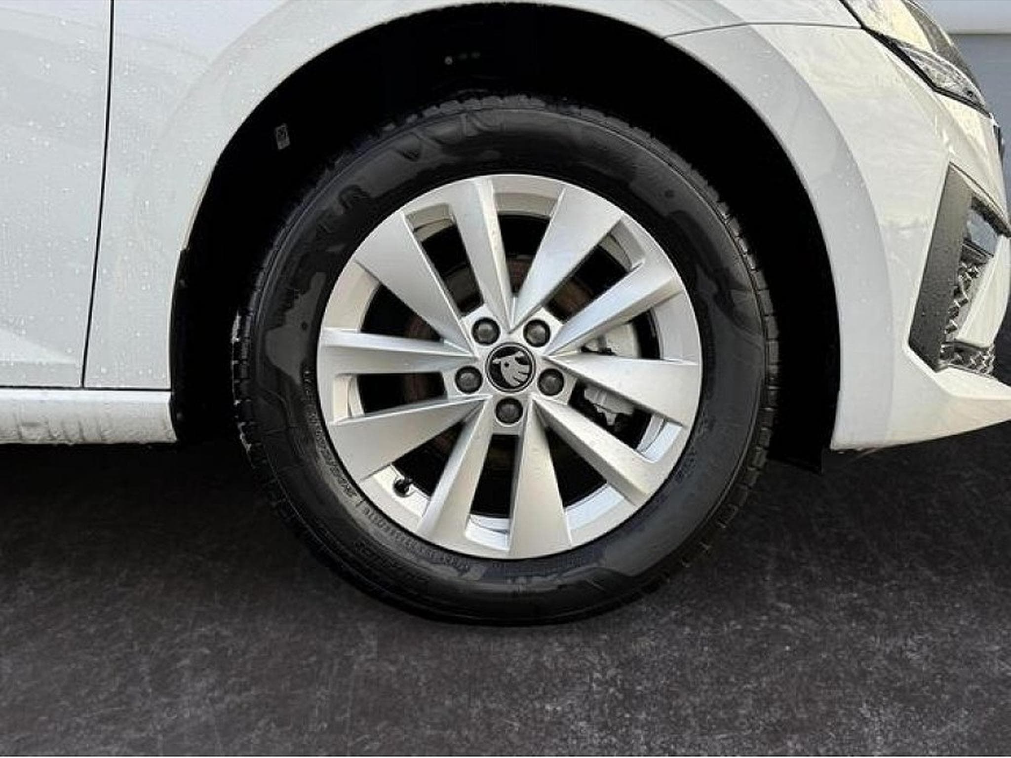 Skoda Scala (2025) - Photo 8