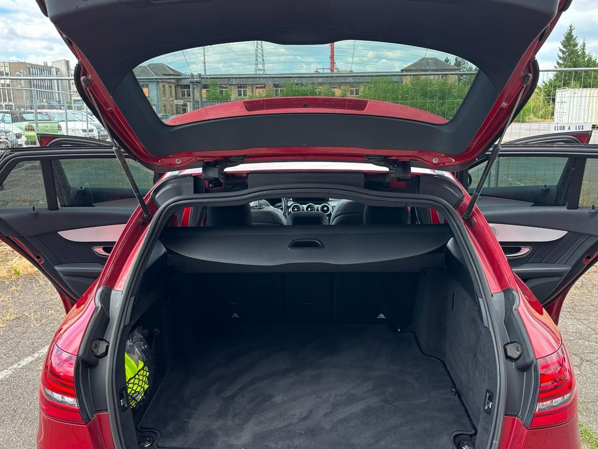 Mercedes C 200 EQ (2019) - Photo 8