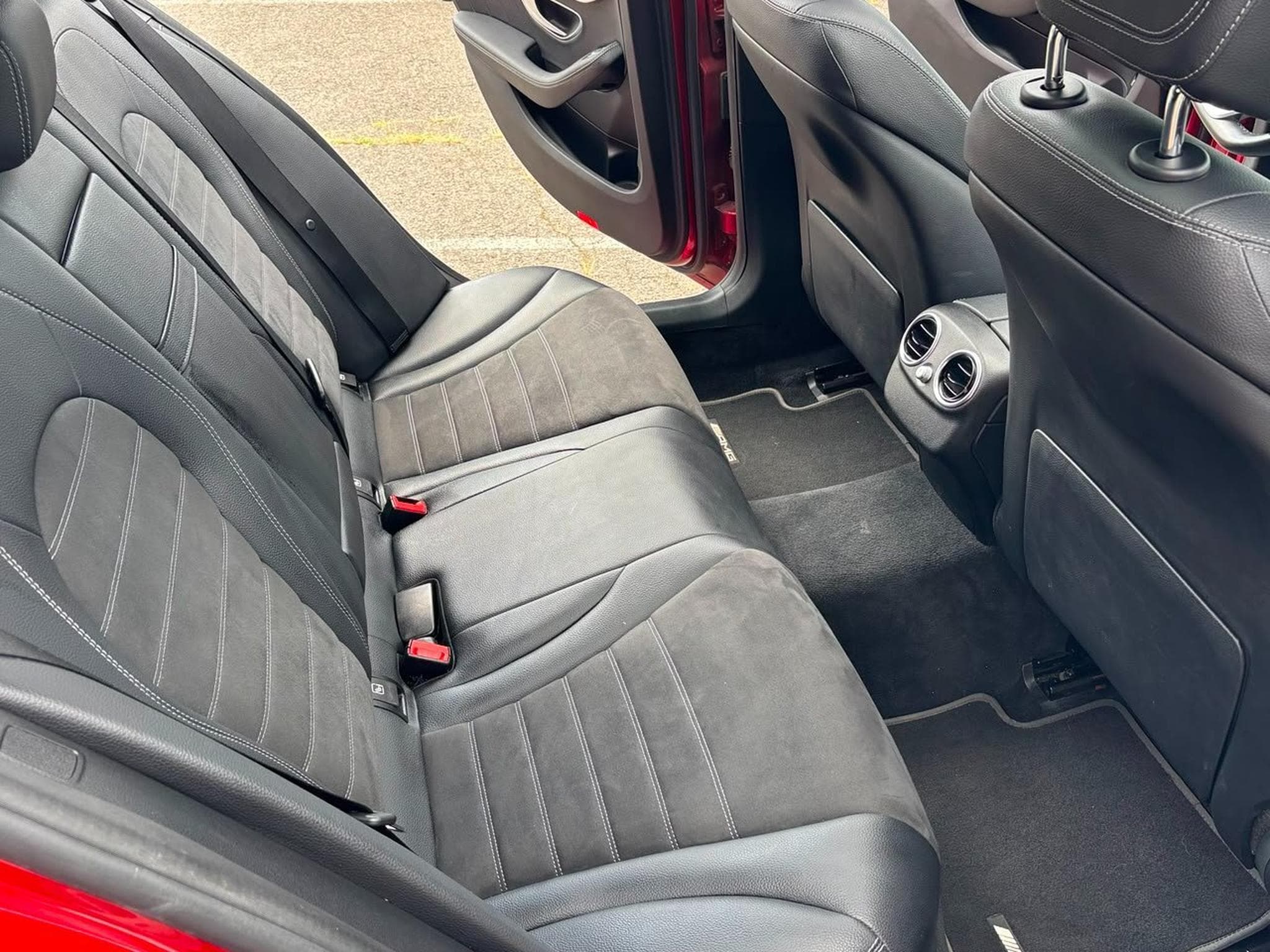 Mercedes C 200 EQ (2019) - Photo 7