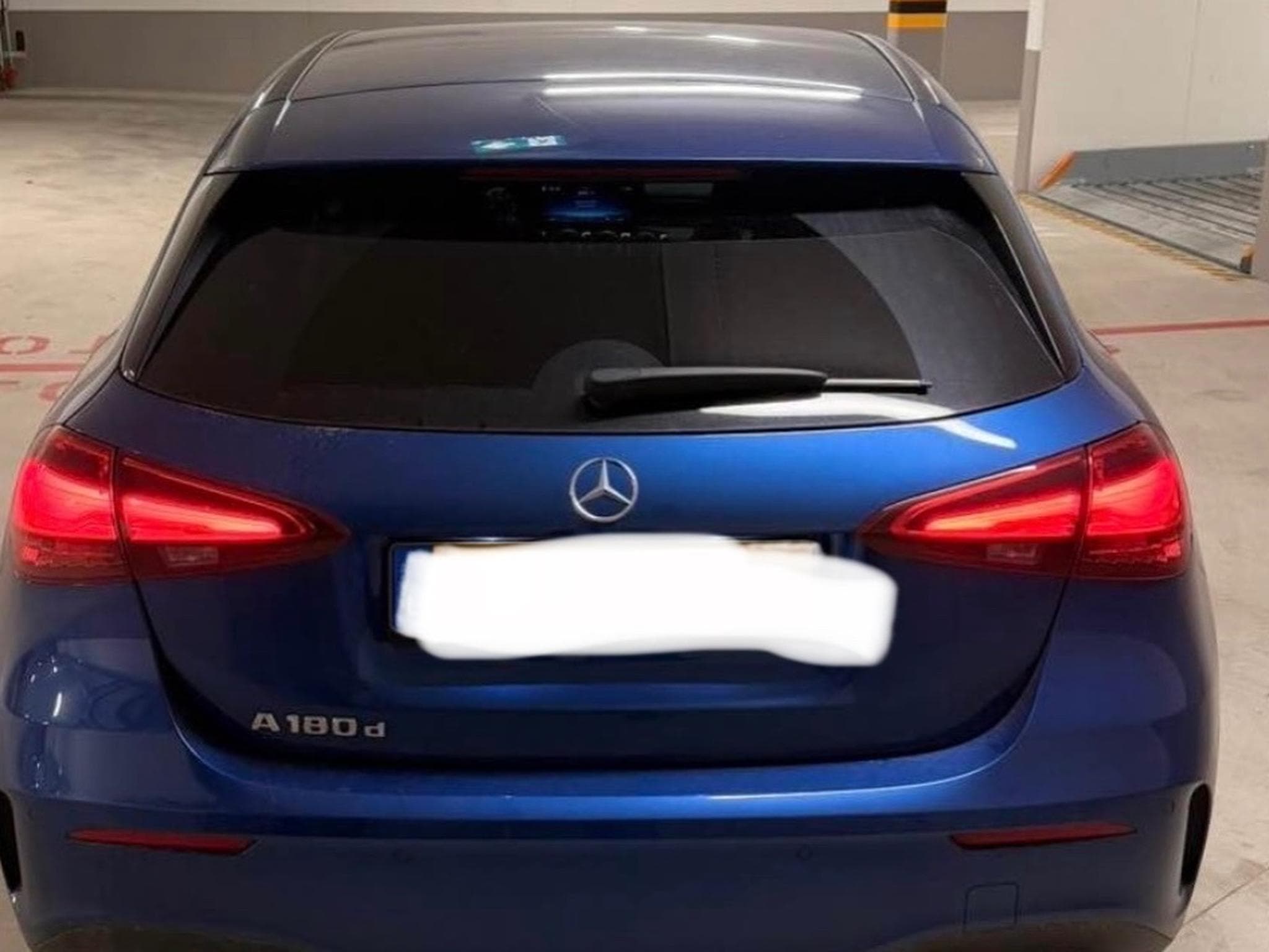 Mercedes Classe A AMG LINE (2024) - Foto 2