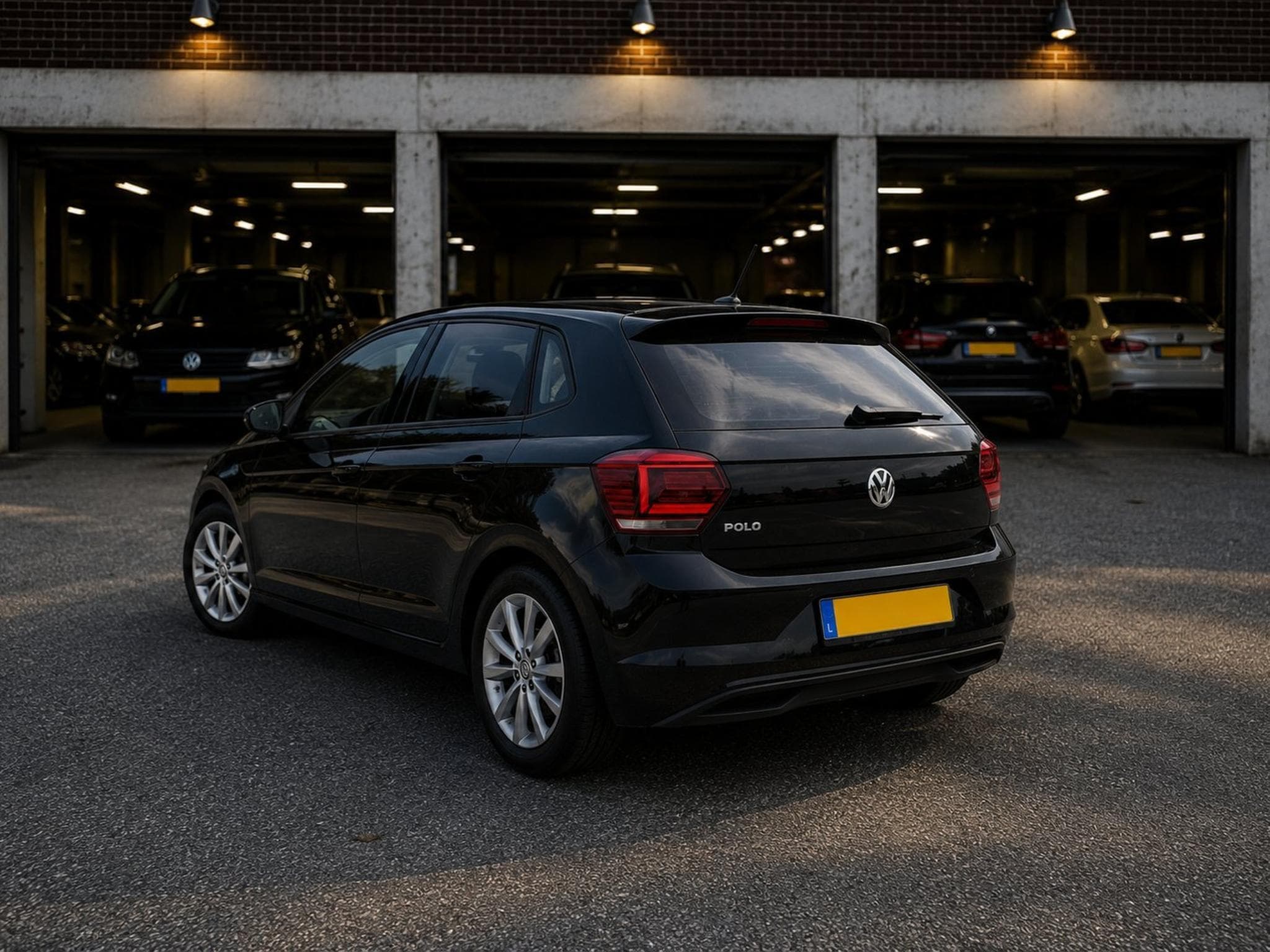 VW Polo Volkswagen Polo Highline 1.6 TDI 95ch (2019) - Foto 2