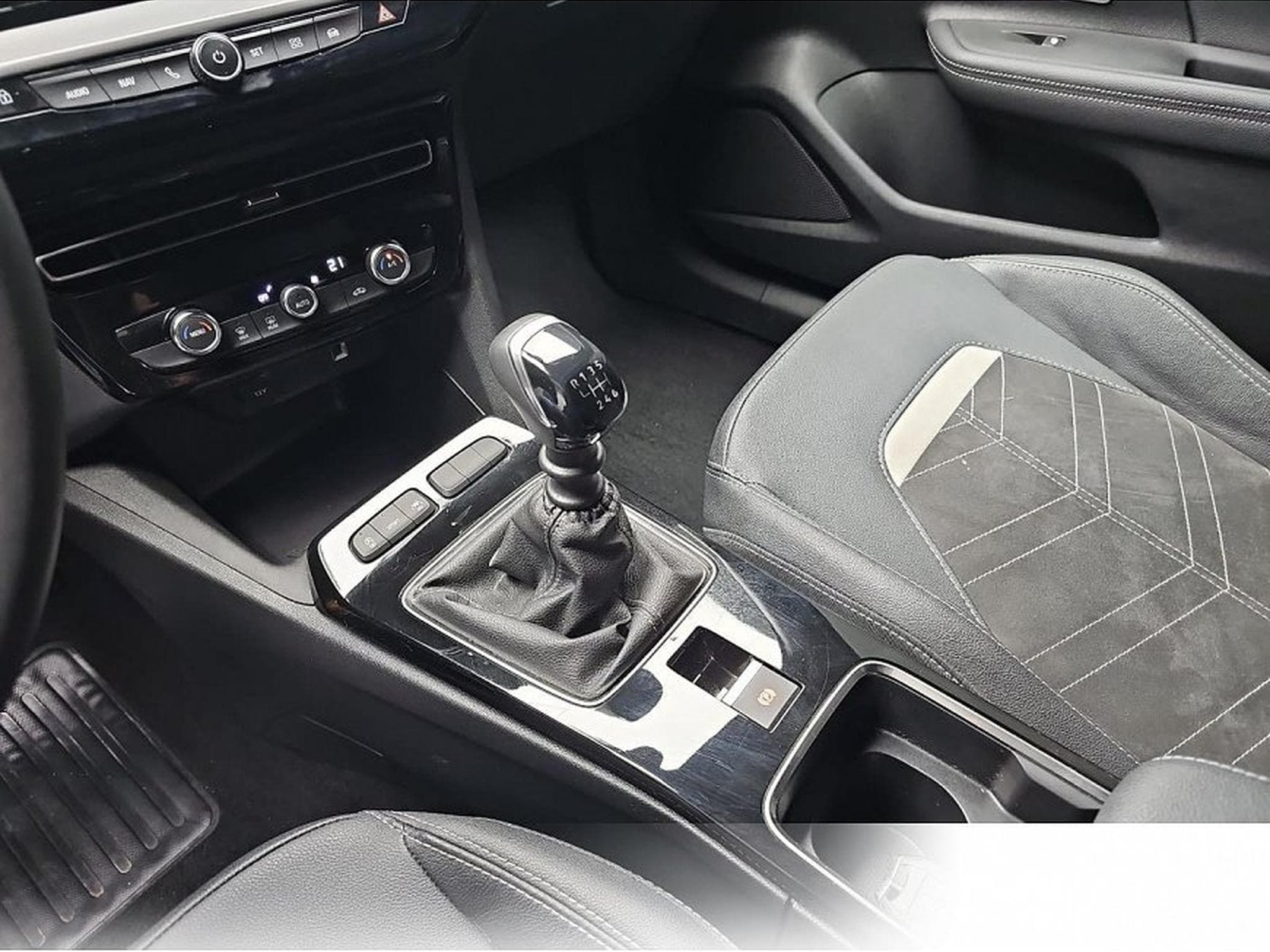 Opel Mokka (2026) - Foto 11