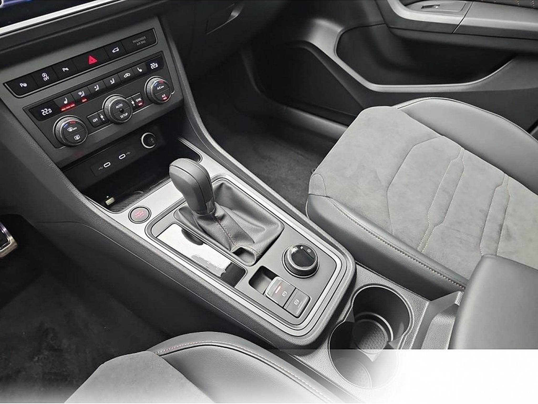 Cupra Ateca (2026) - Photo 11