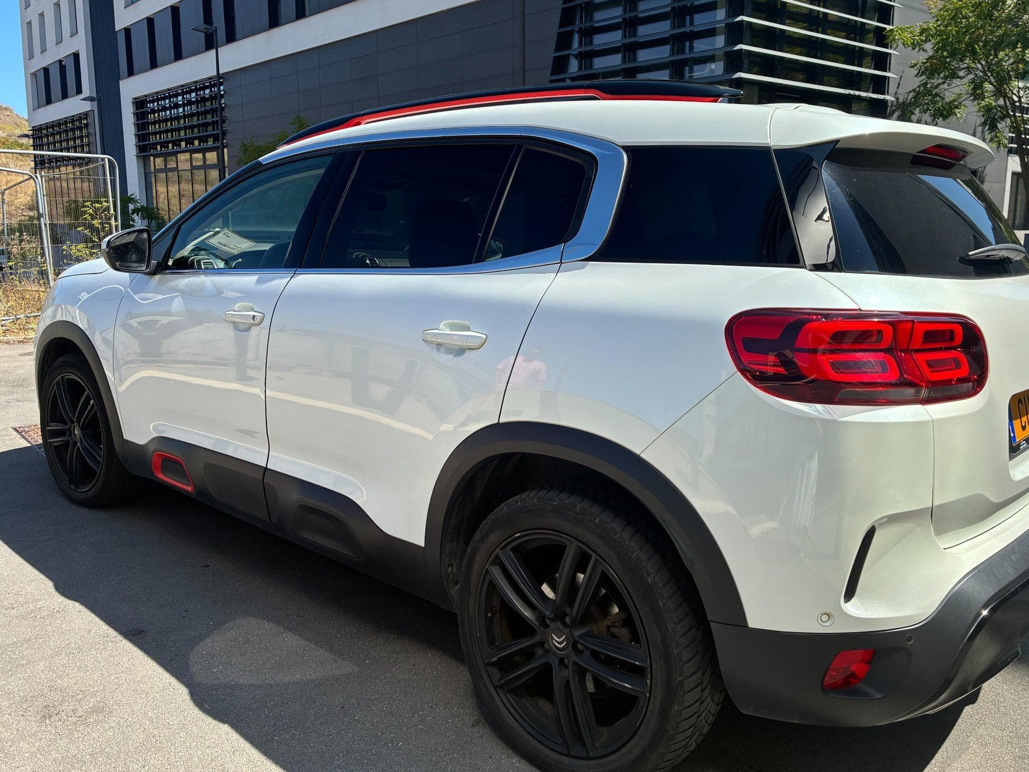 Citroën C5 Aircross 1.6 PureTech (2019) - Photo 3