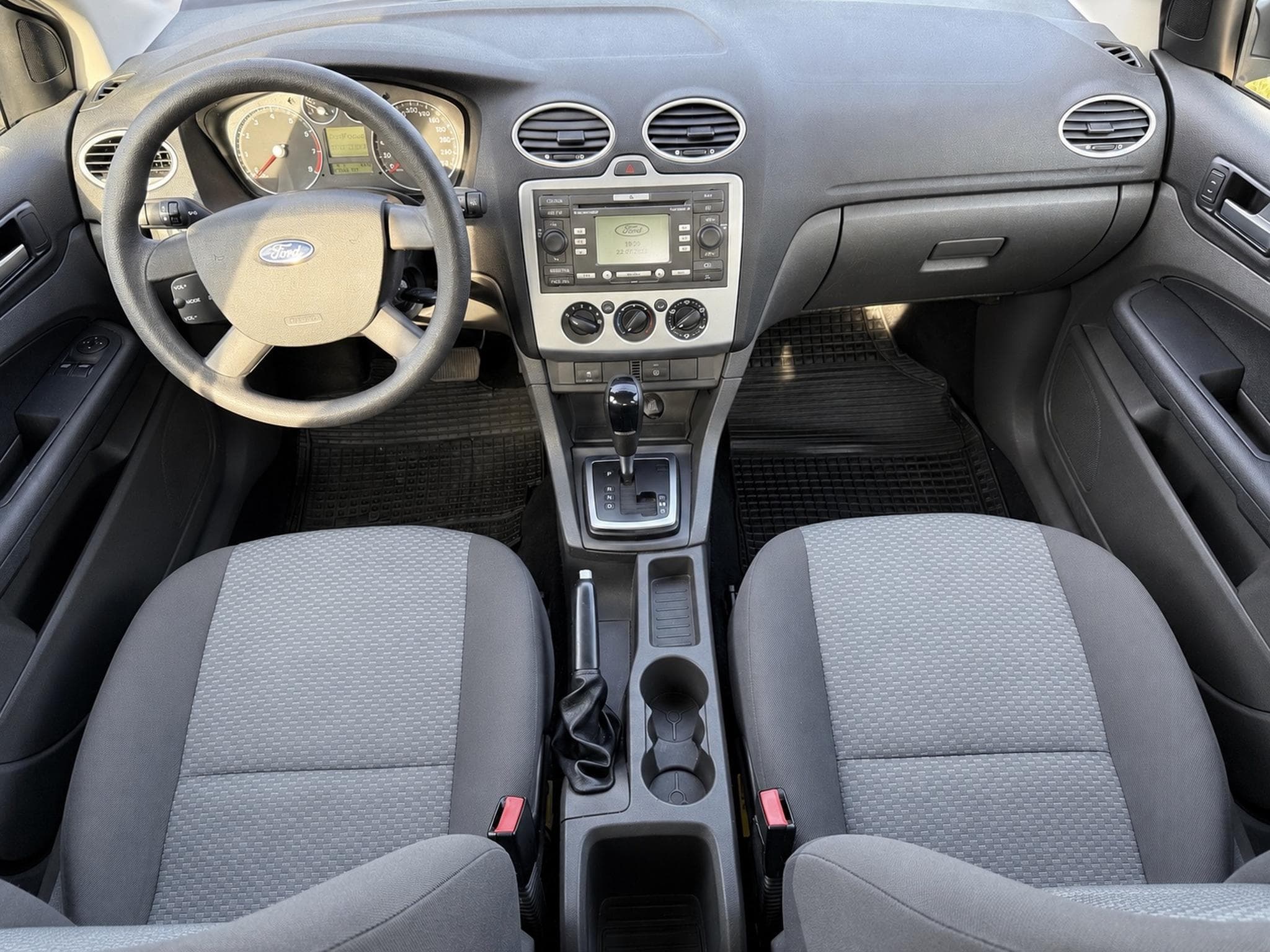 Ford Focus 1.6 Trend Automatik Klima (2007) - Photo 3