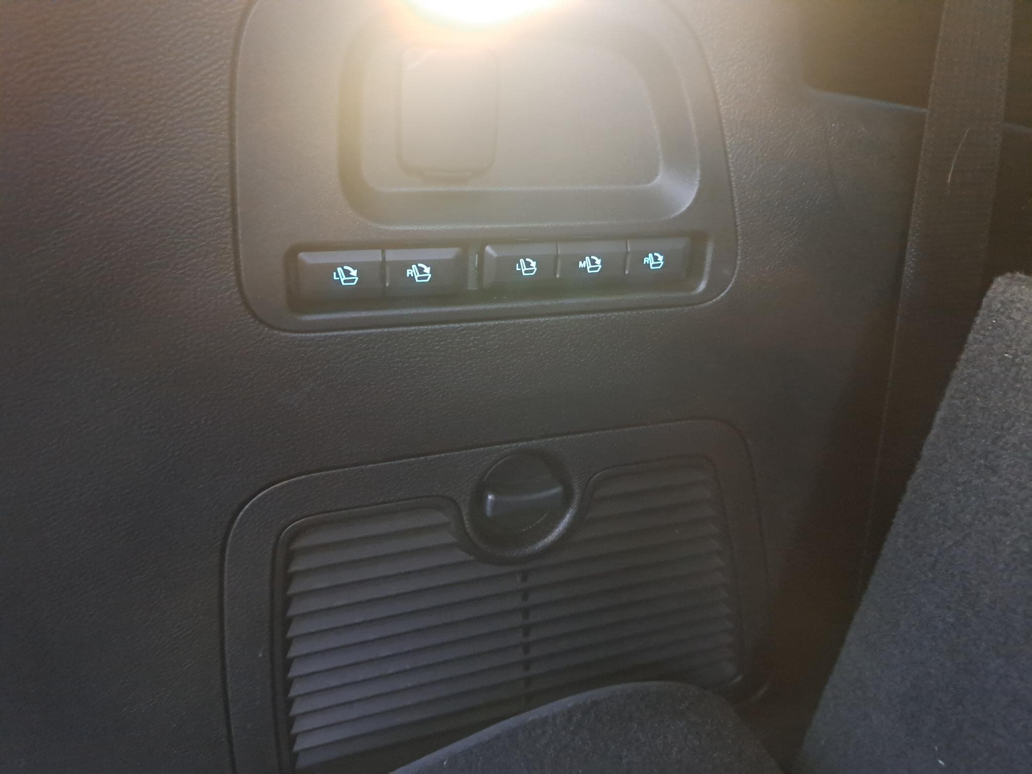 Ford S-Max 2.0 TDCI 190CV 7PLACES TITANIUM AUTOMATIQUE (2019) - Photo 18