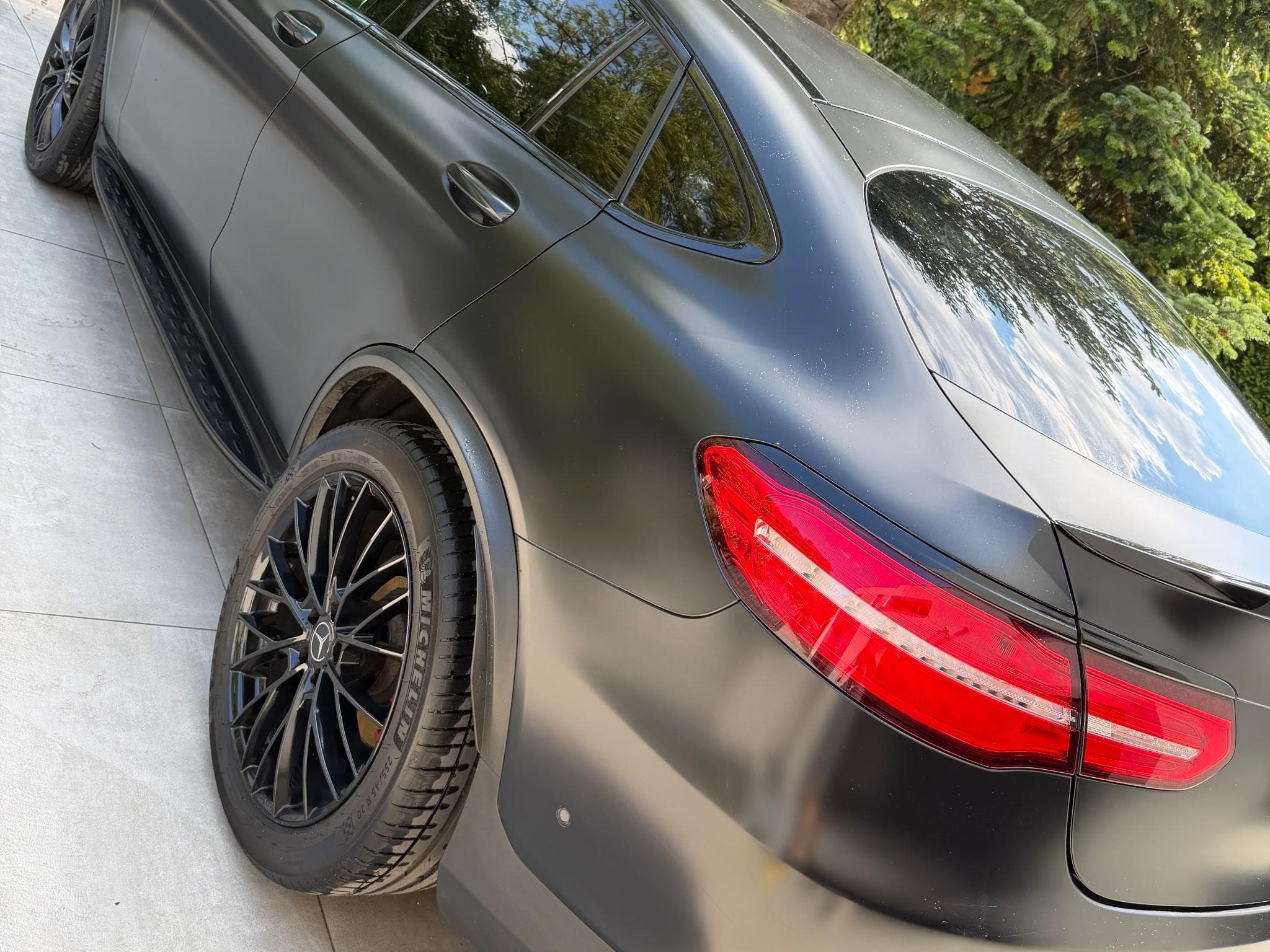 Mercedes GLC 250 GLC 250 Coupe 4Matic 9G-TRO Amg line (2017) - Photo 2