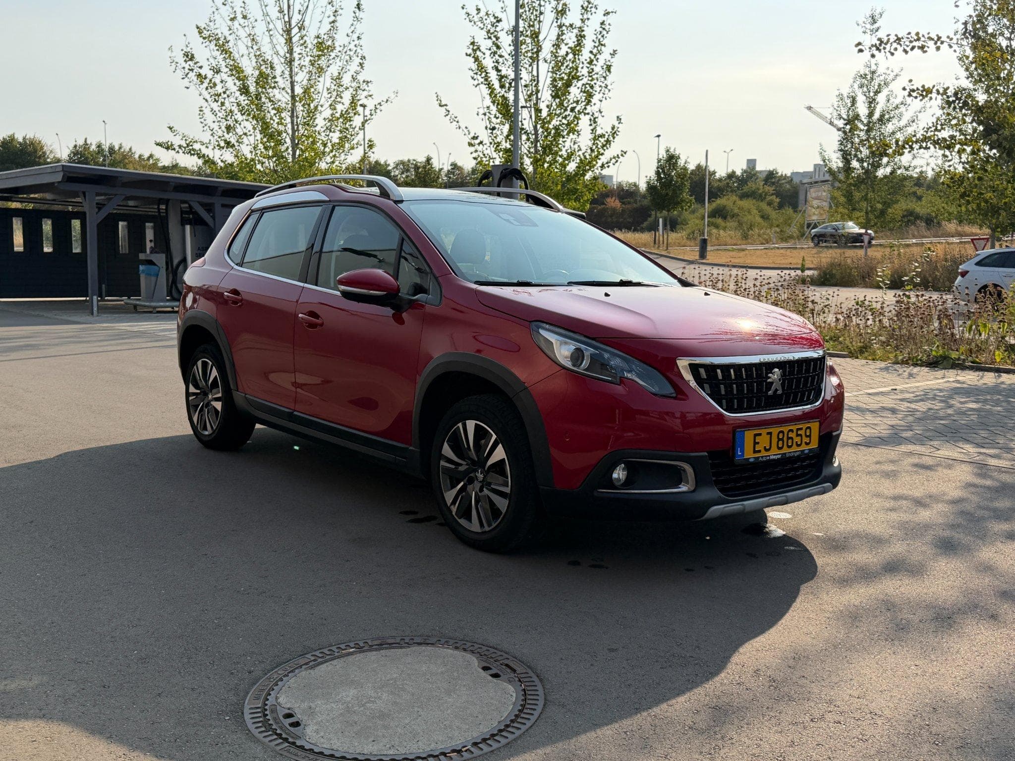 Peugeot 2008 PureTech Allure 110 (2018) - Photo 4