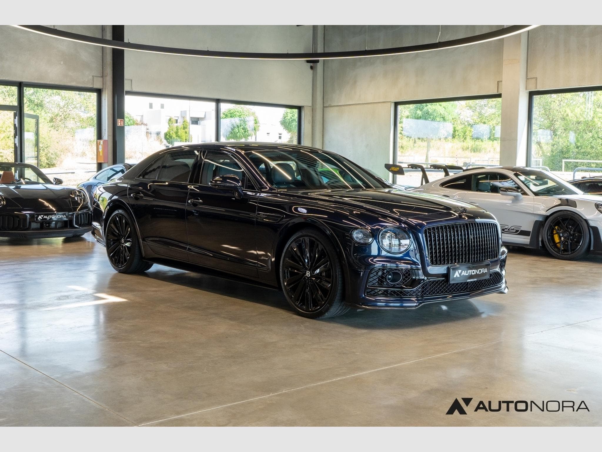Bentley Flying Spur W12 Speed (2023) - Photo 3