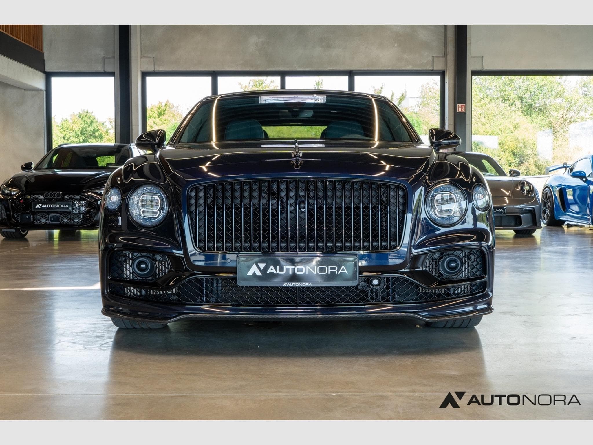 Bentley Flying Spur W12 Speed (2023) - Photo 10