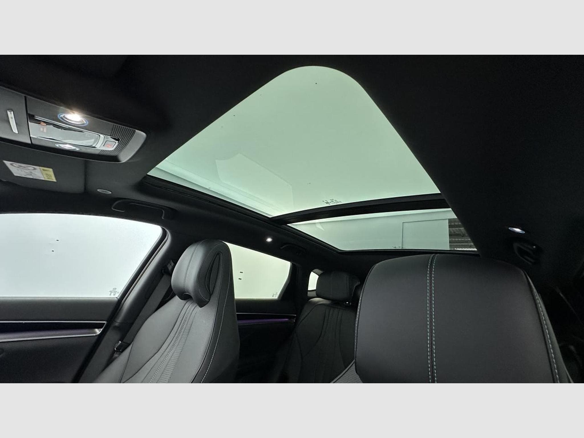 BYD SEAL U 1.5 DM-I 218 CH PHEV Boost (2026) - Photo 5