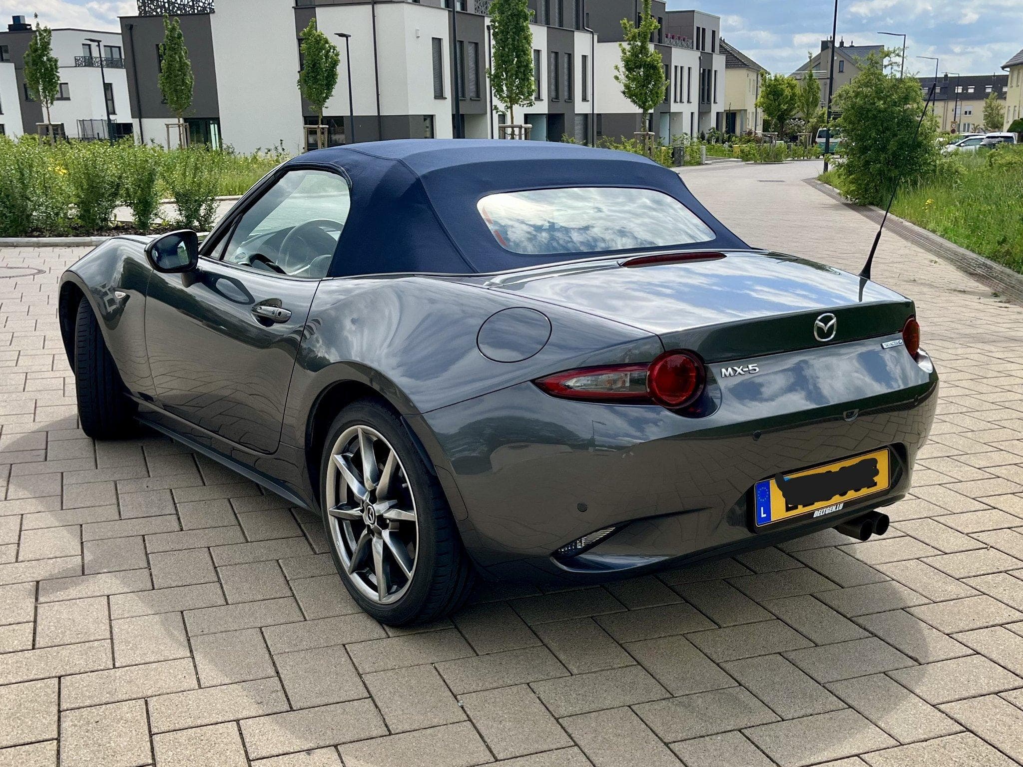 Mazda MX-5 Mazda MX-5 Roadster SKYACTIV-G 2.0 GS - (2023) - Photo 2
