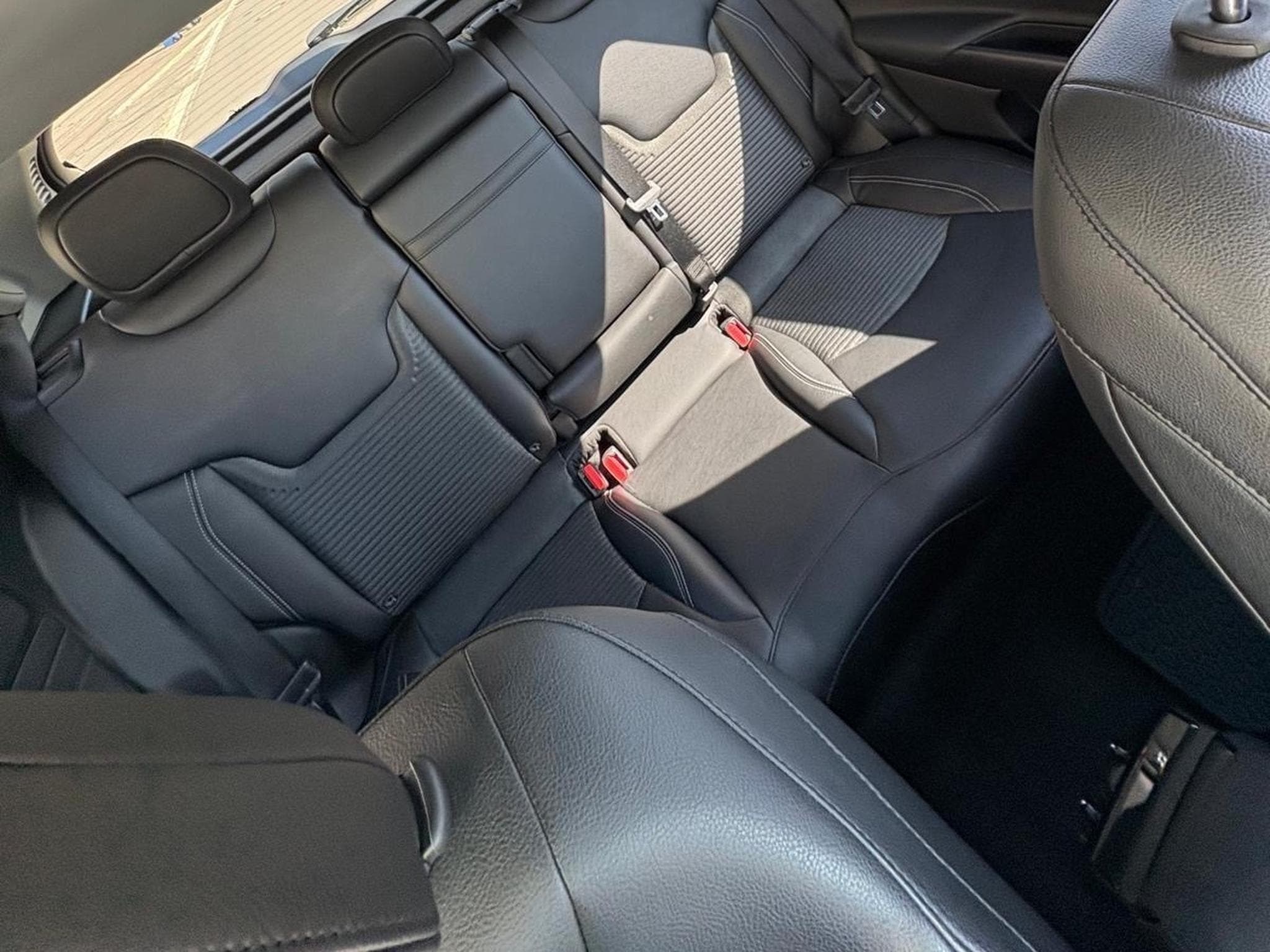 Jeep Compass Night Eagle (2023) - Foto 3