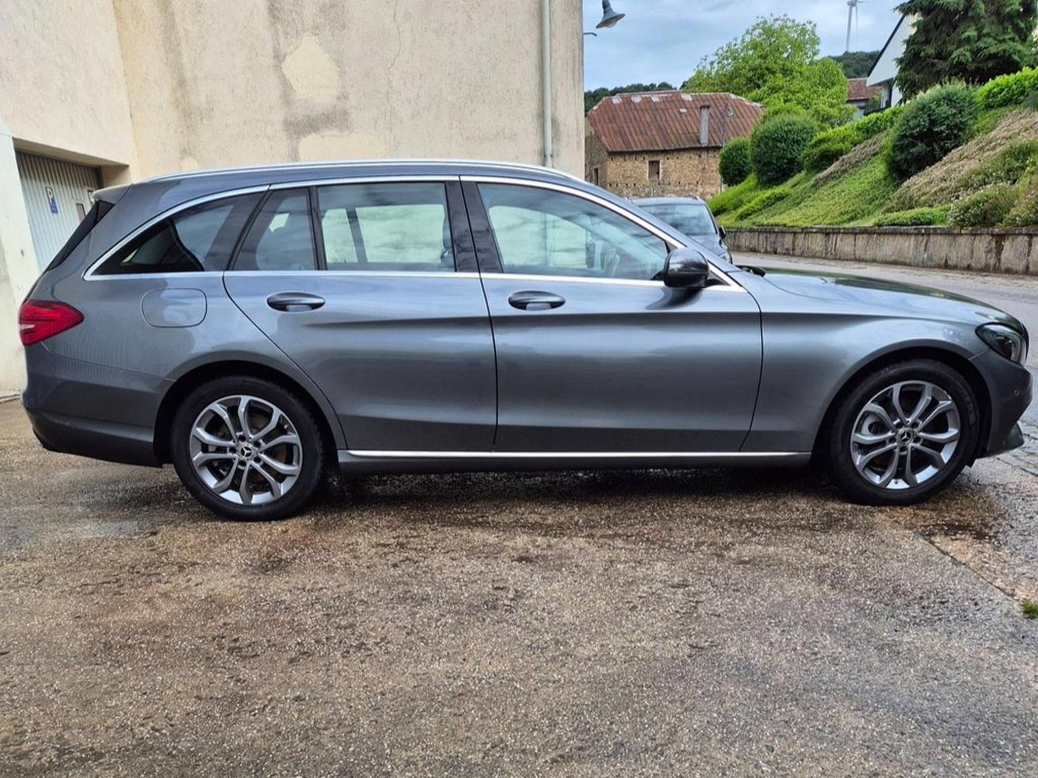 Mercedes C 180 AVANGUARD (2017) - Photo 4
