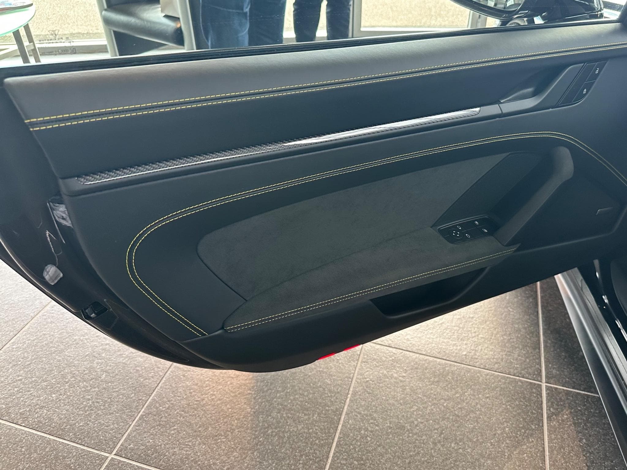 Porsche 992 GT3 (2022) - Foto 9
