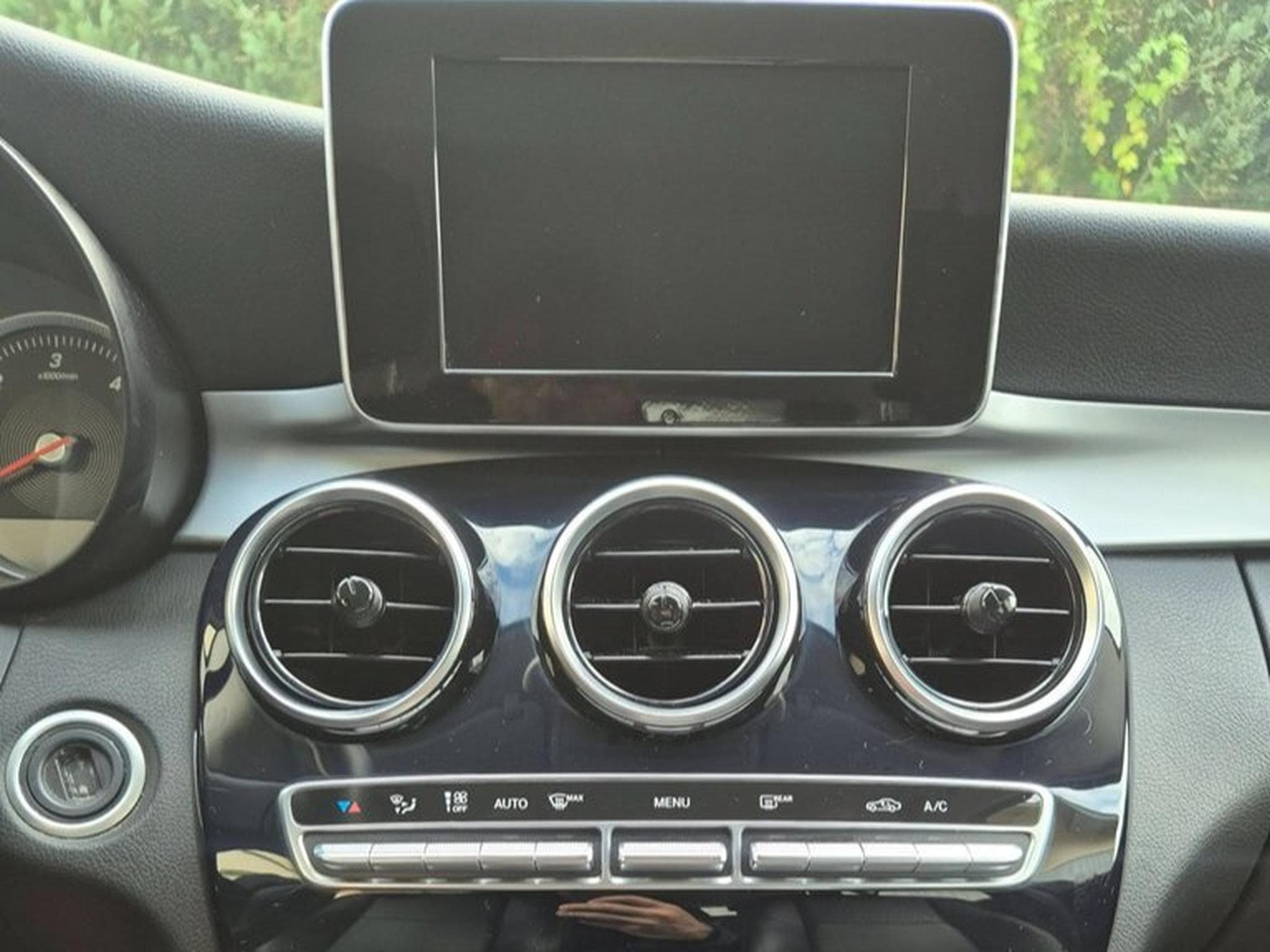 Mercedes C 180 AVANGUARD (2017) - Photo 13