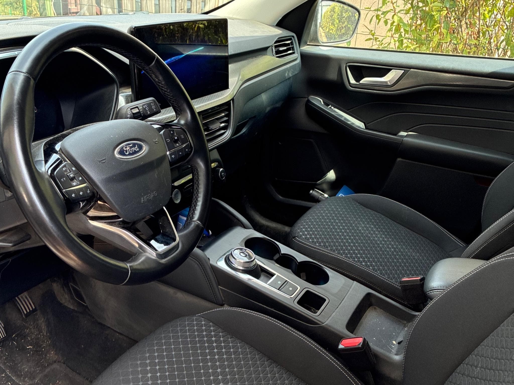 Ford Kuga Titanium 1,5 L ECOB Auto (2024) - Photo 3