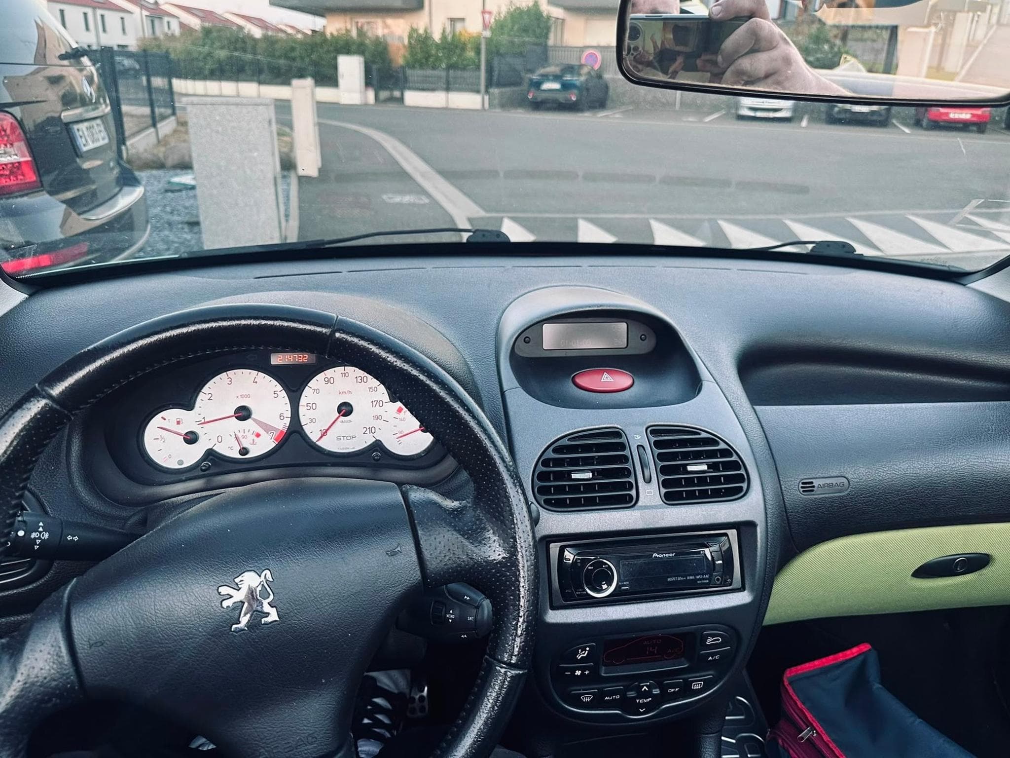Peugeot 206+ CC Cabriolet (2002) - Photo 1