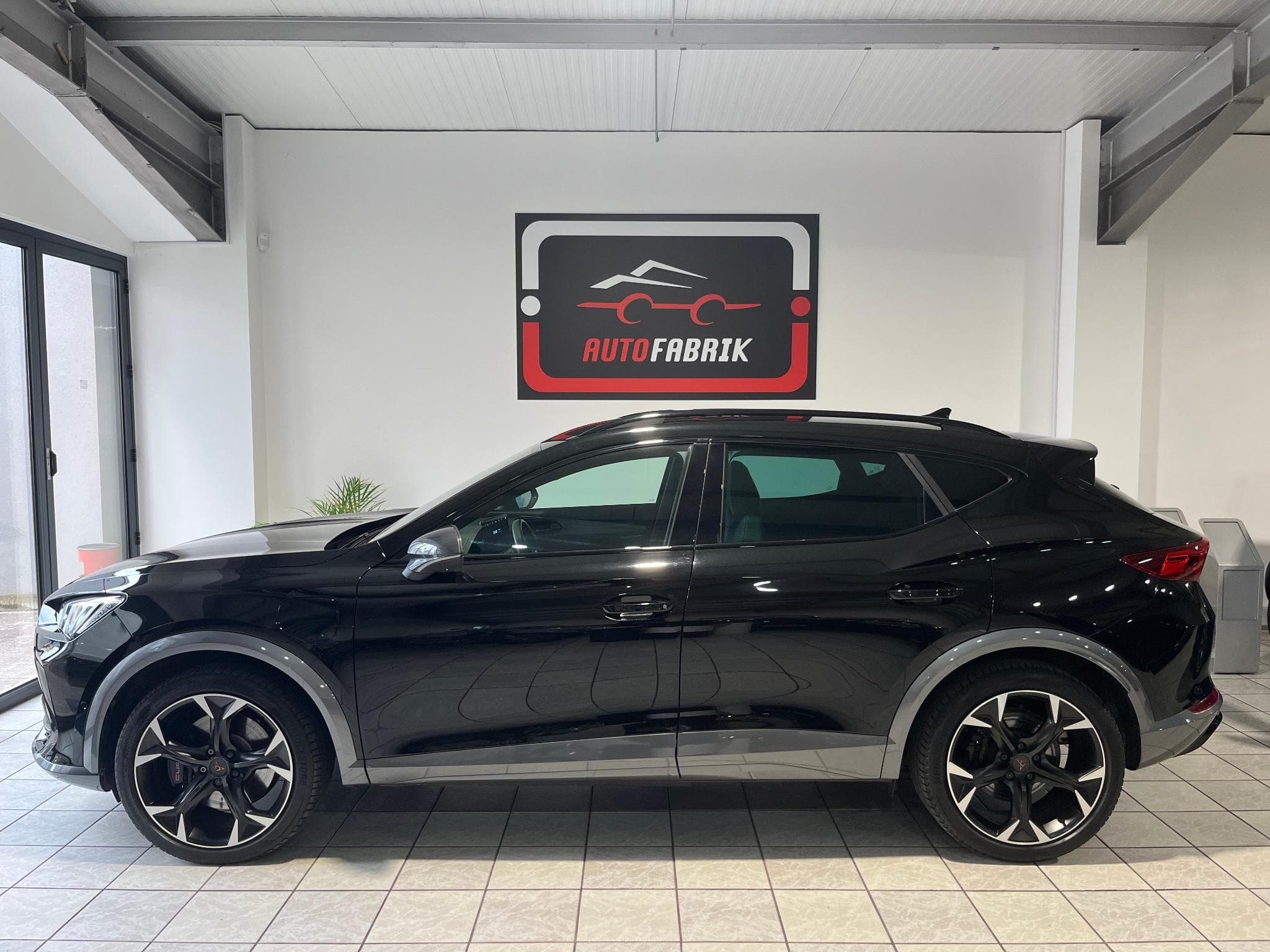 Cupra Formentor 245 VZ E-Hybrid PHEV DSG CAMERA/CARPLAY/ACC (2022) - Photo 2