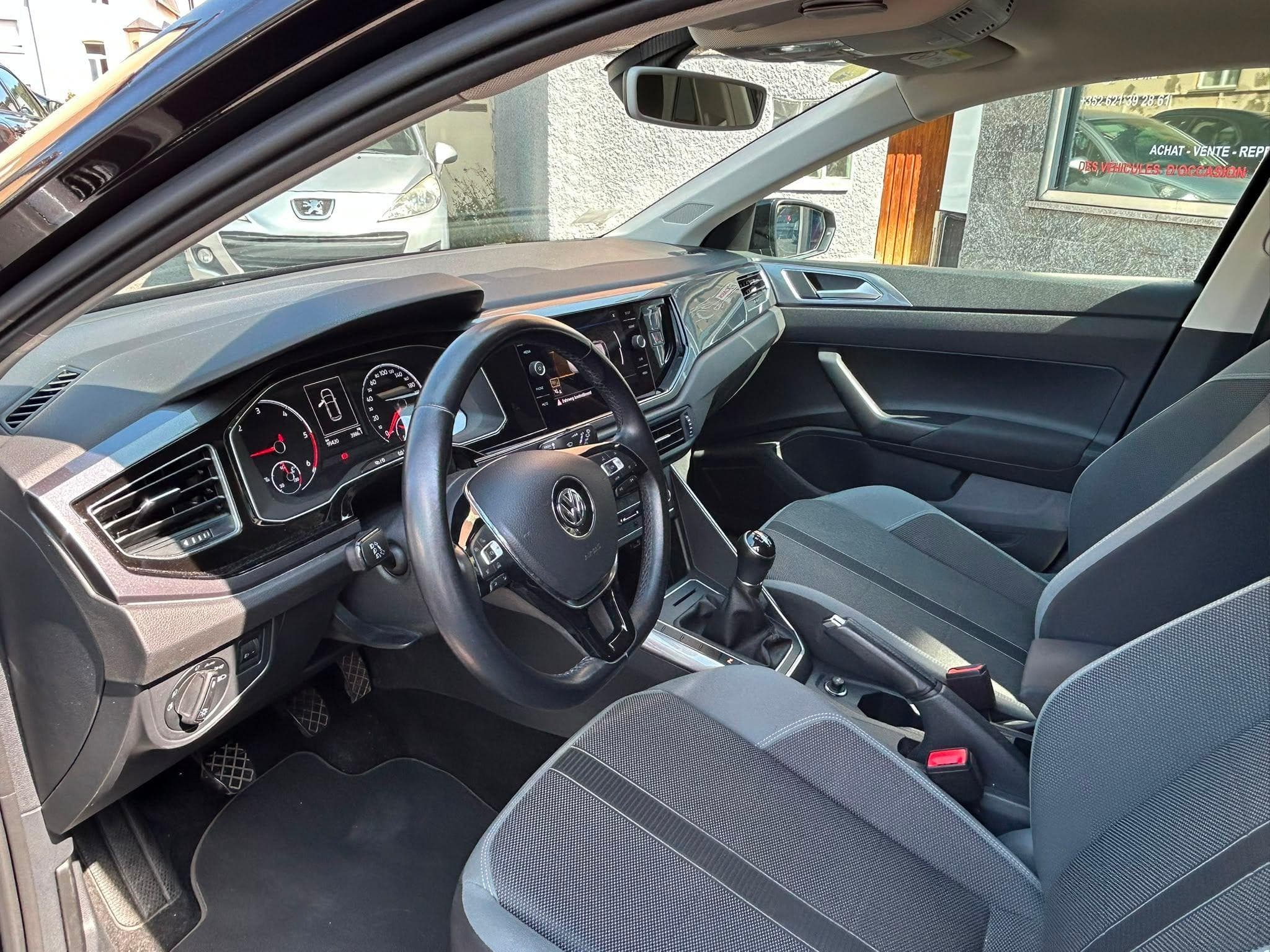 VW Polo 1.6 TDI 95CV HIGLINE (2019) - Foto 14