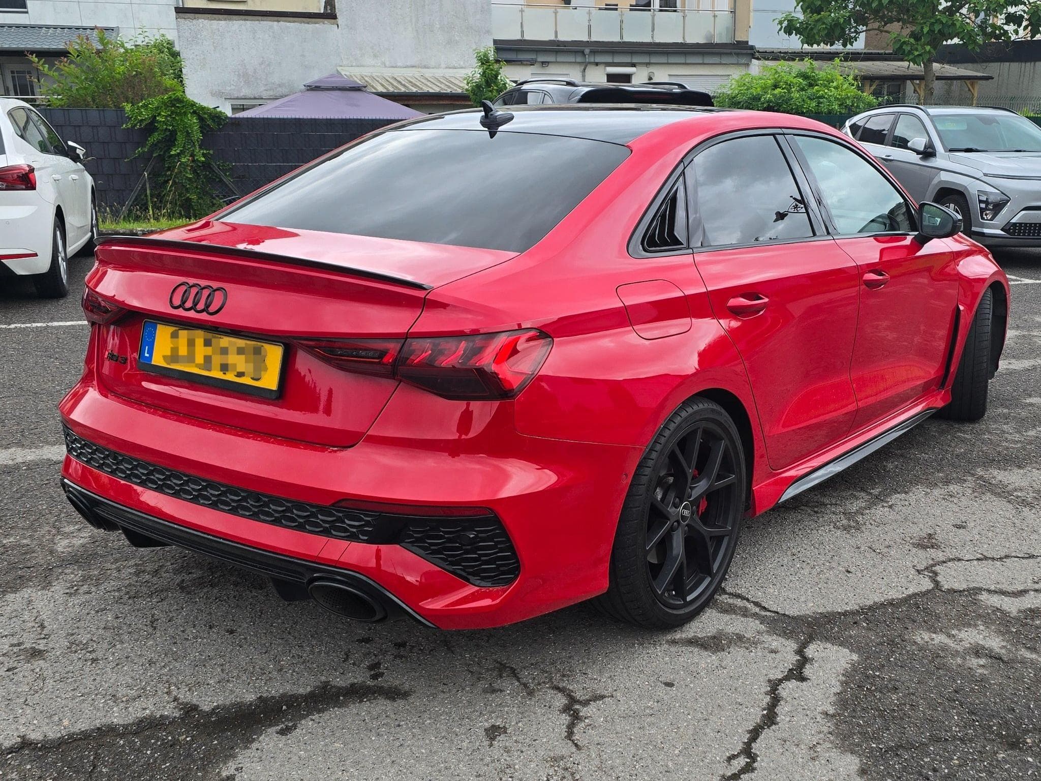 Audi RS3 TFSI Limousine quattro S tronic (2024) - Photo 2