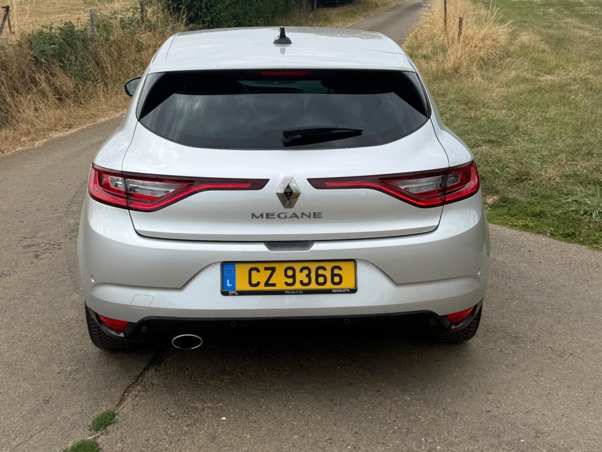 Renault Megane Bose Edition blue dCi 115 (2020) - Photo 4