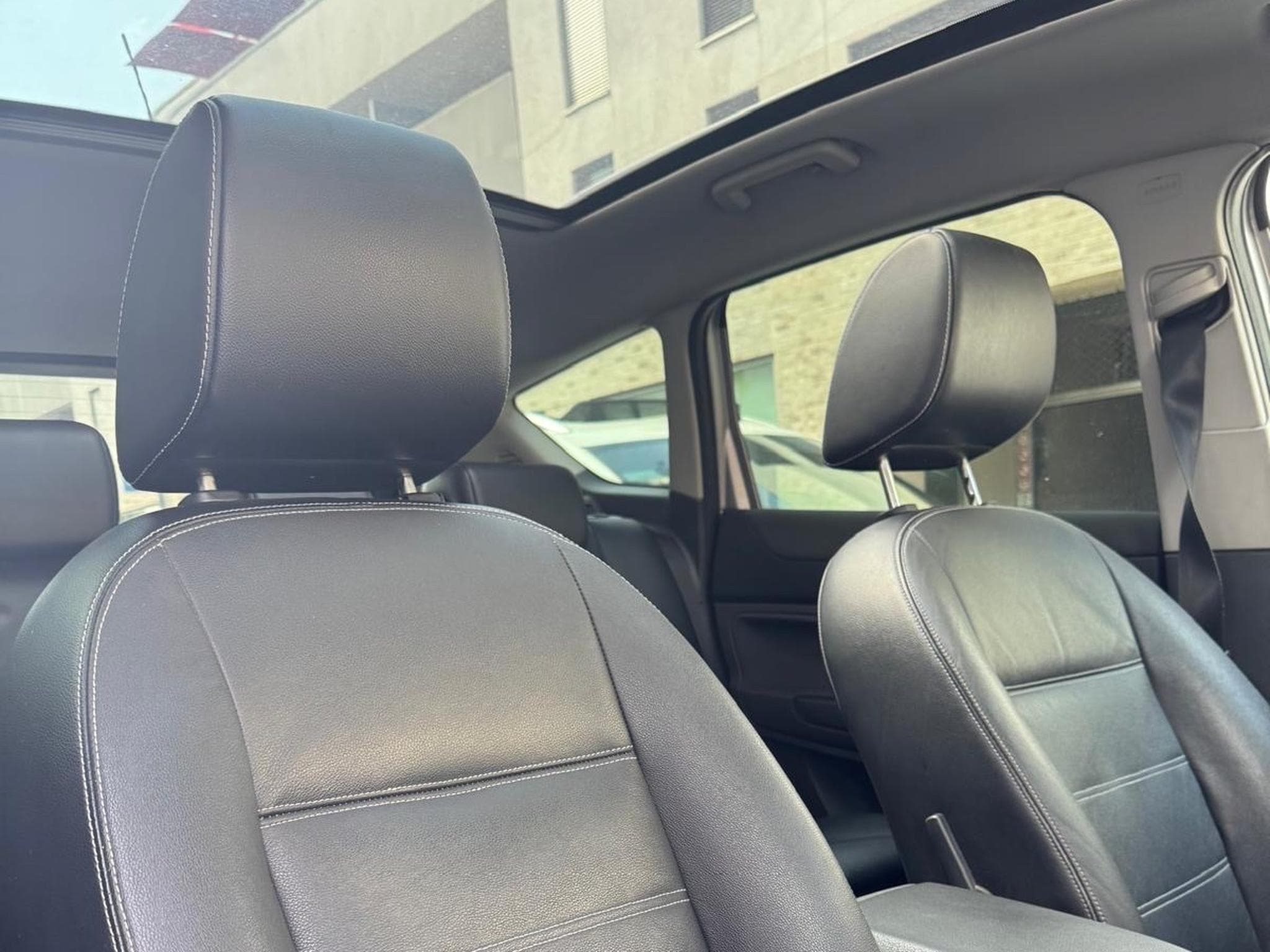 Ford Kuga (2010) - Foto 3