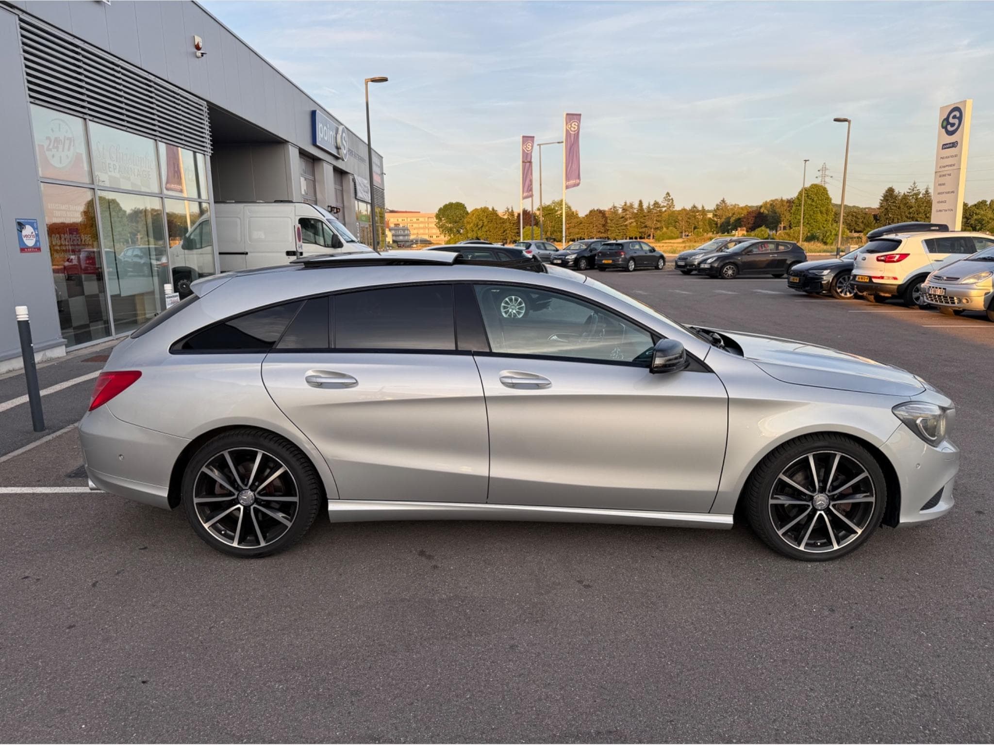 Mercedes CLA 220 (2017) - Photo 1