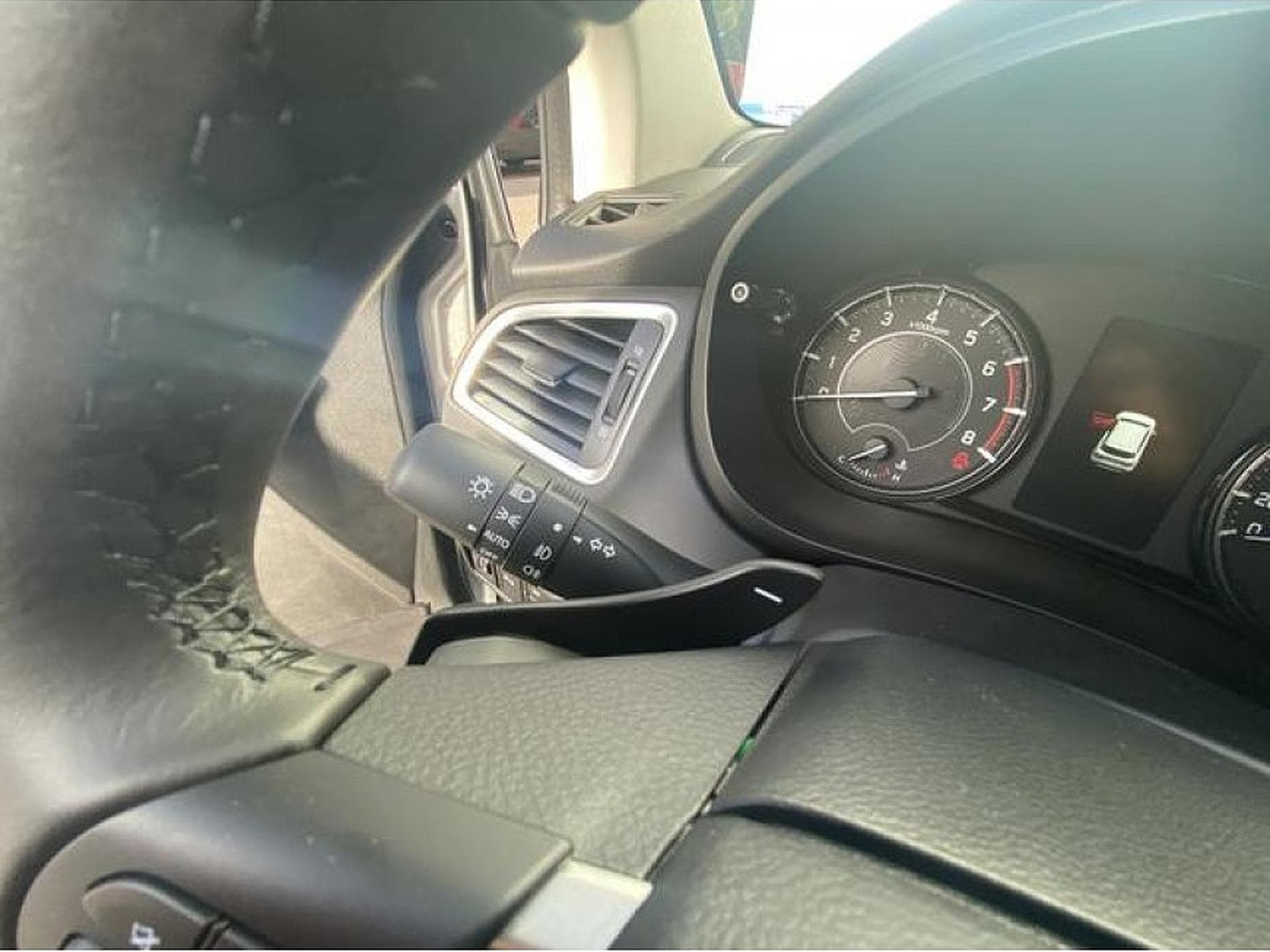 Suzuki S-Cross (2026) - Photo 16