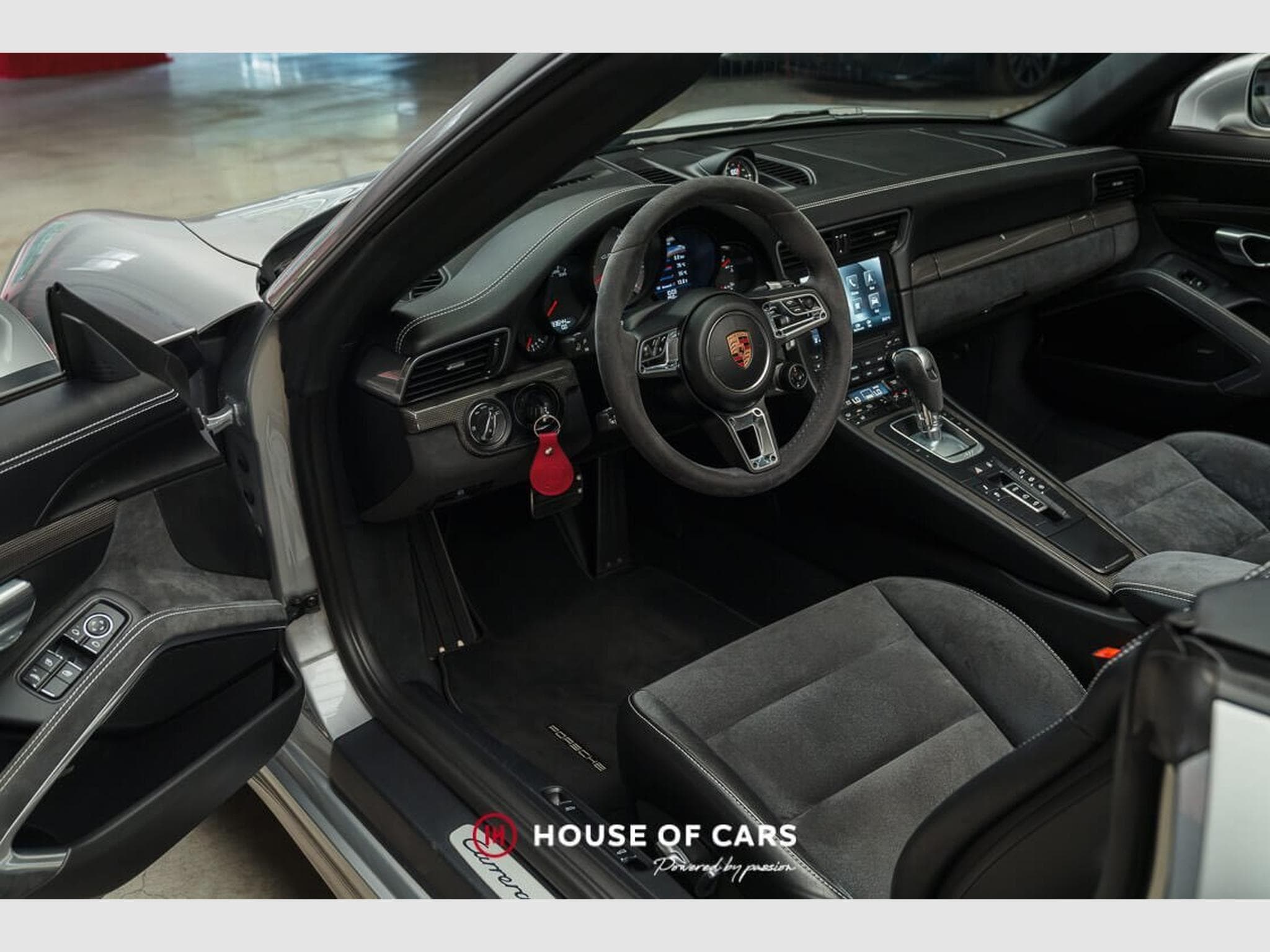 Porsche 991 .2 CARRERA GTS CABRIOLET PDK APPROVED - 21% VAT (2017) - Photo 11