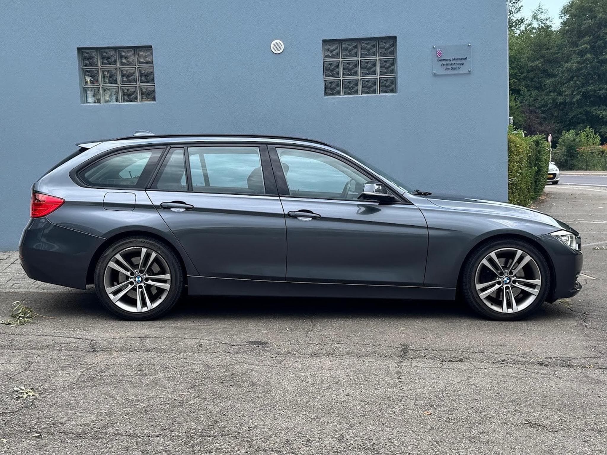 BMW 330 DA XDRIVE TOURING LUXURY 258 CV DKG (2013) - Photo 14