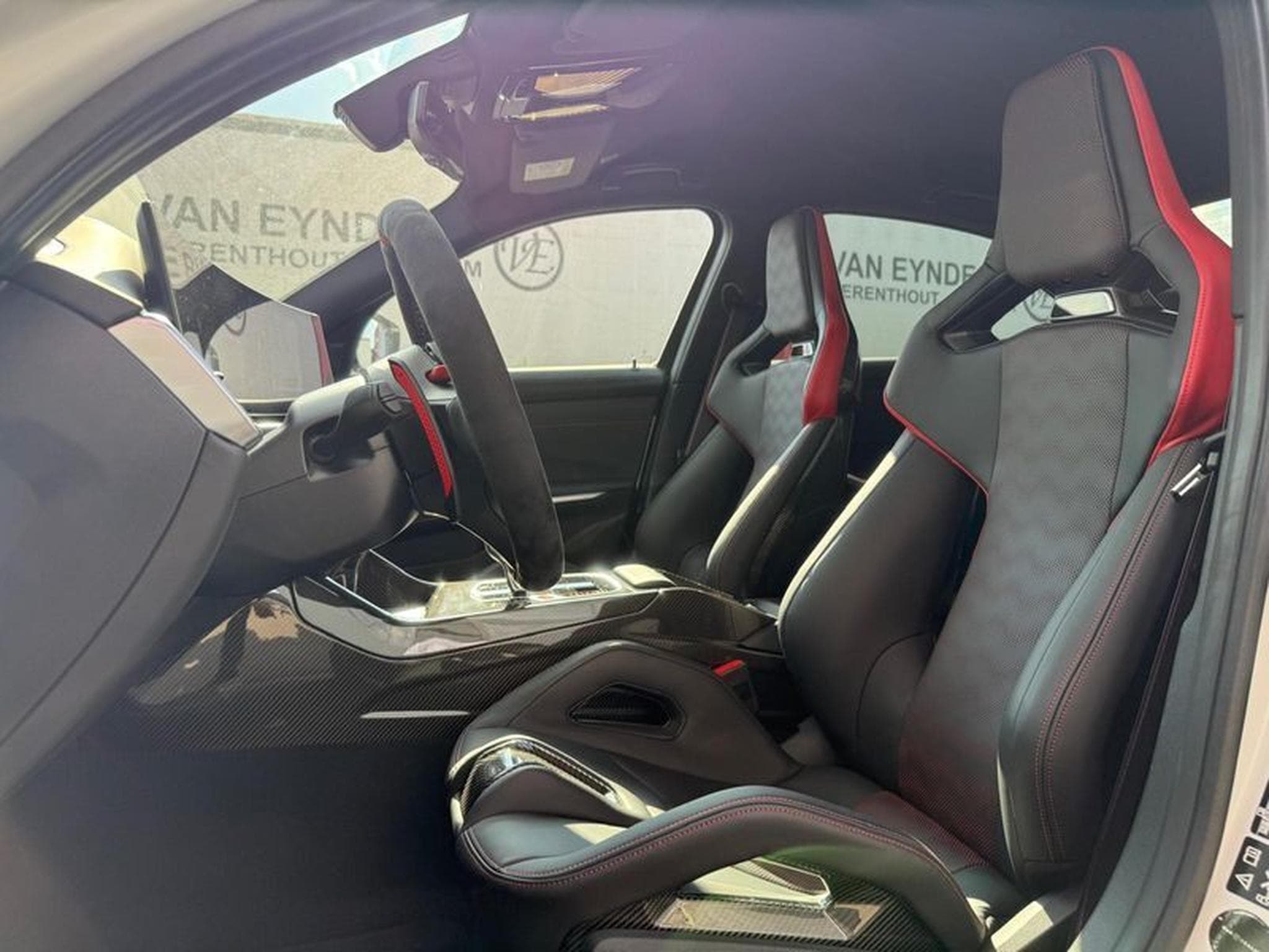 BMW M3 CS (2025) - Photo 9
